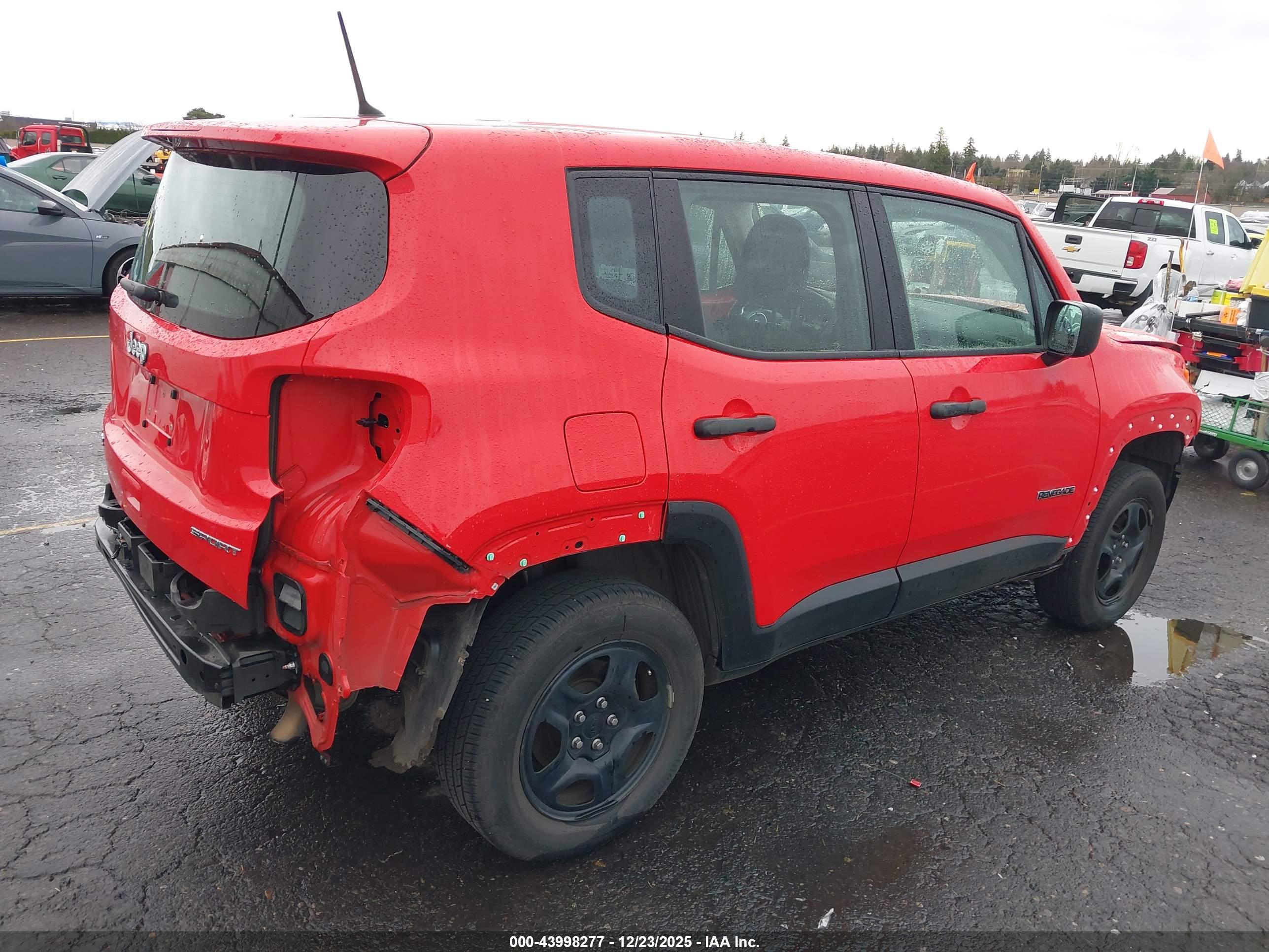 JEEP RENEGADE image 4
