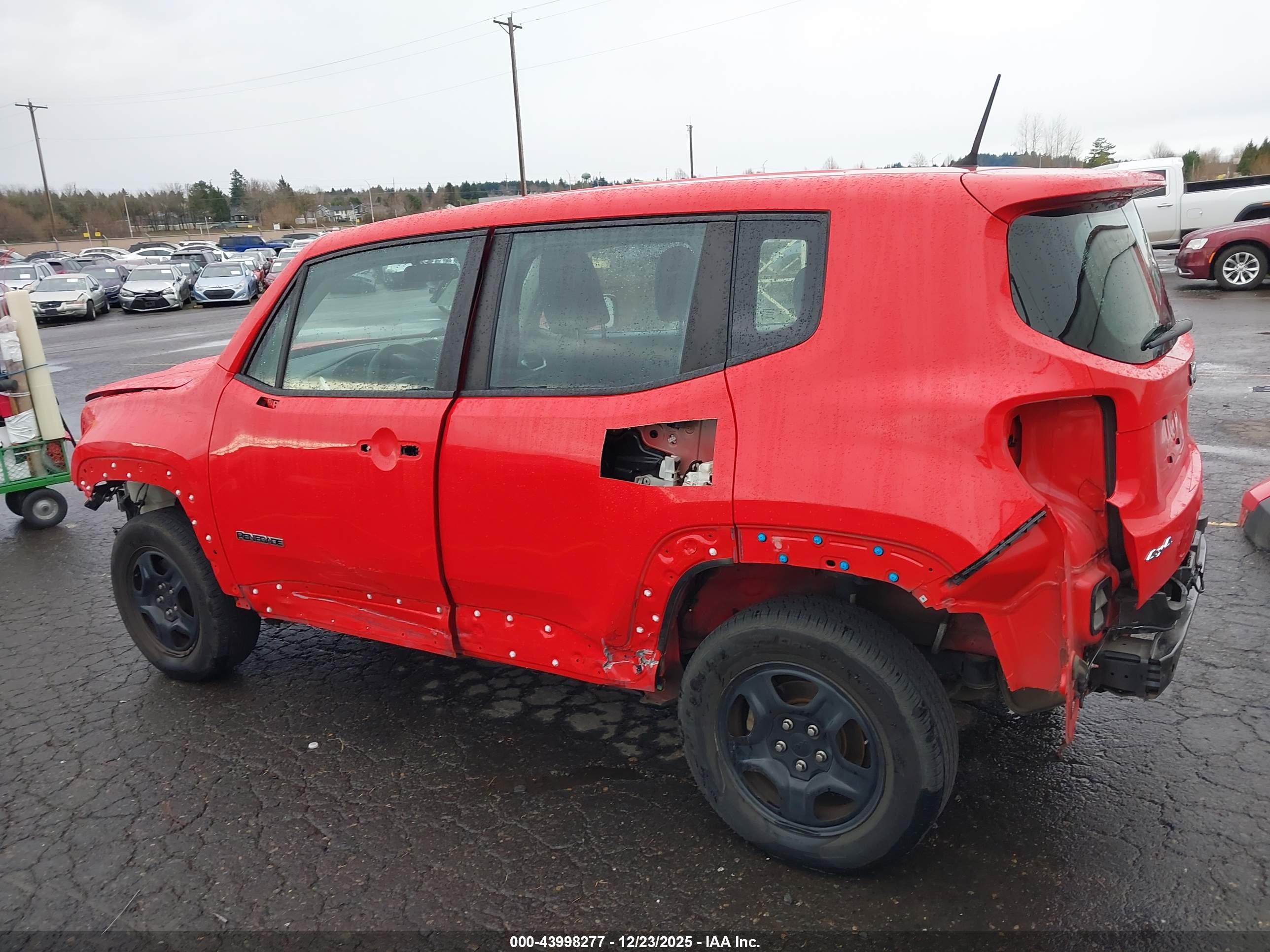 JEEP RENEGADE image 6