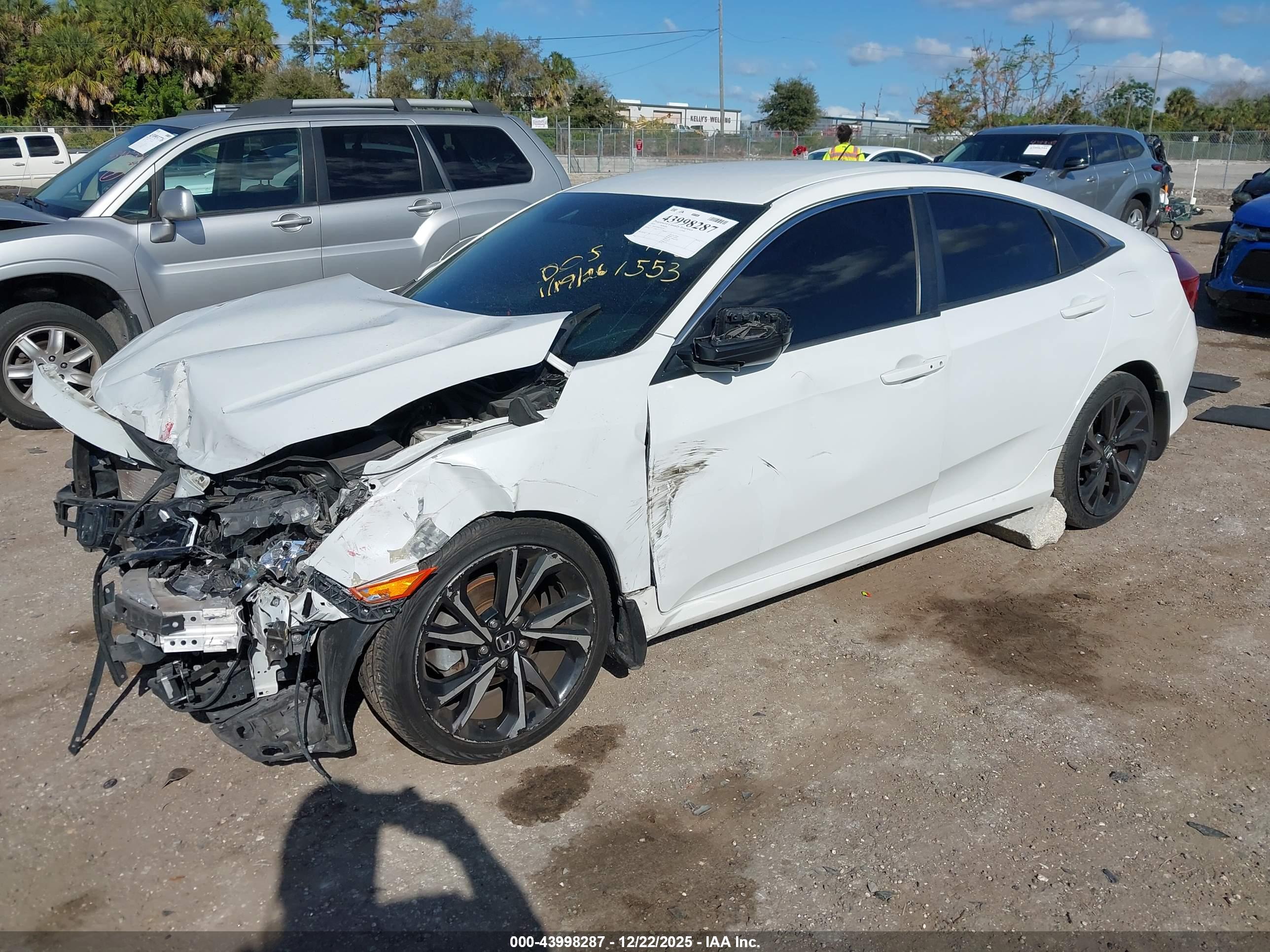 HONDA CIVIC image 2