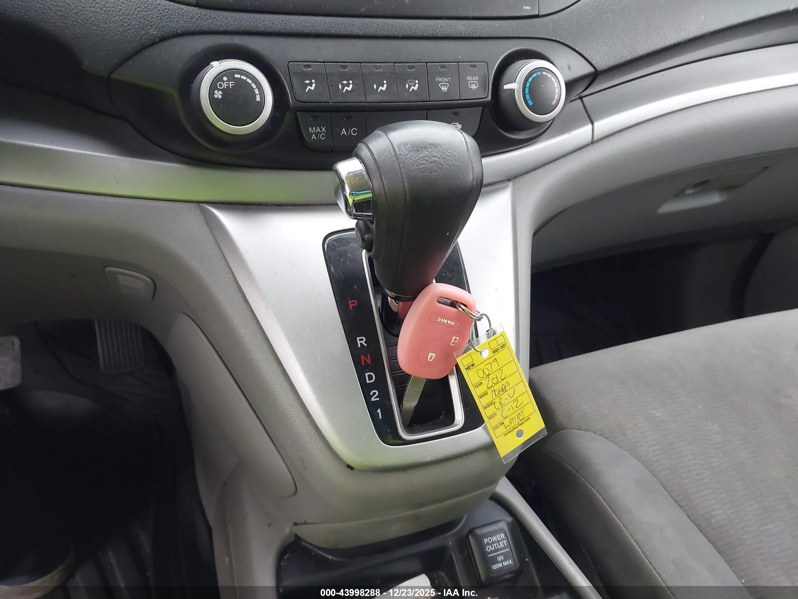 HONDA CR-V image 11