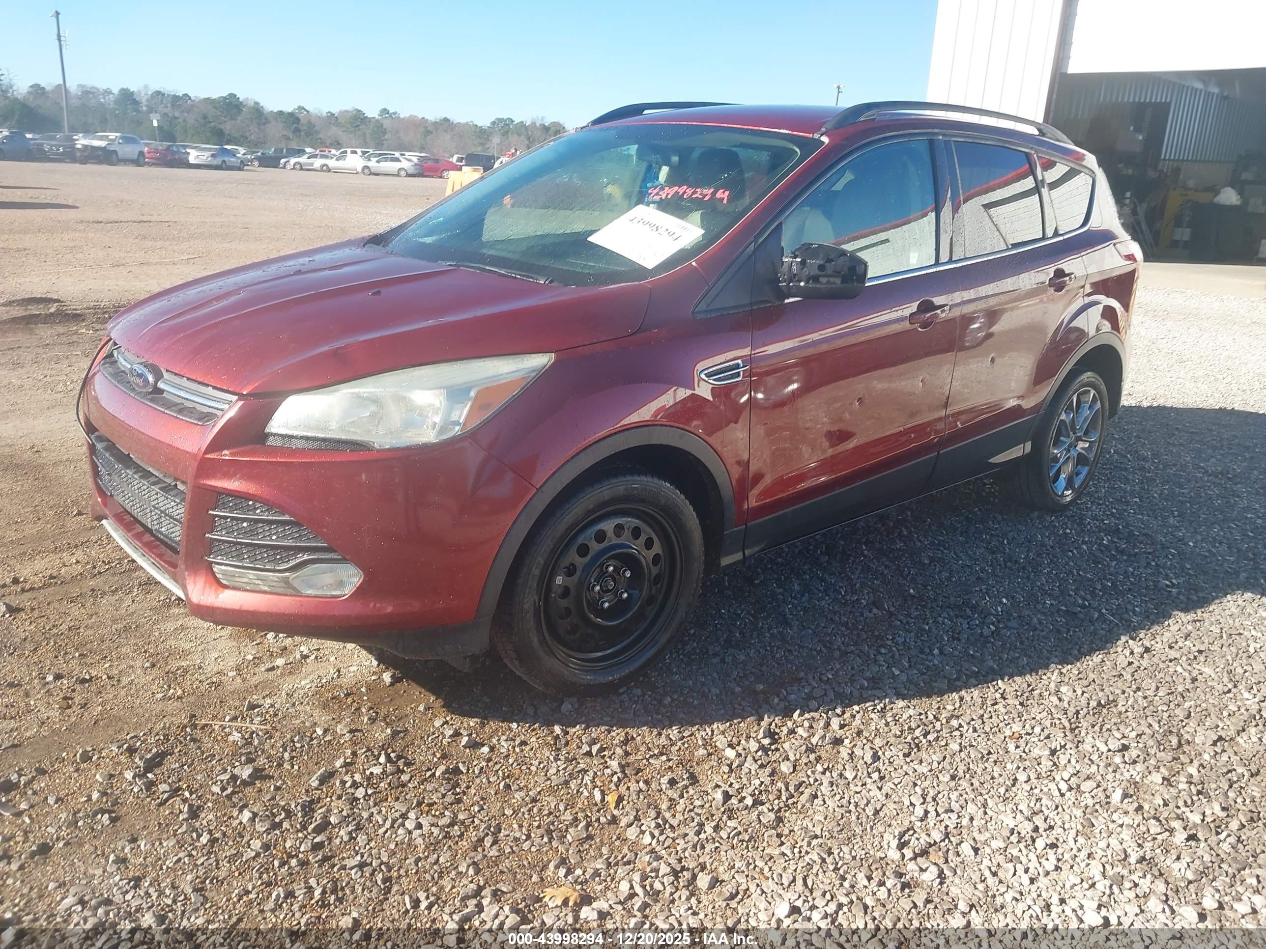 FORD ESCAPE image 2