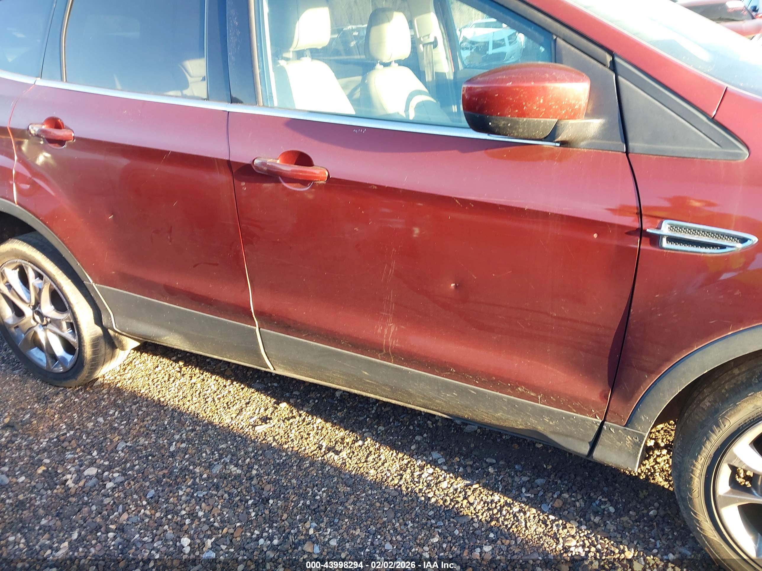 FORD ESCAPE image 6