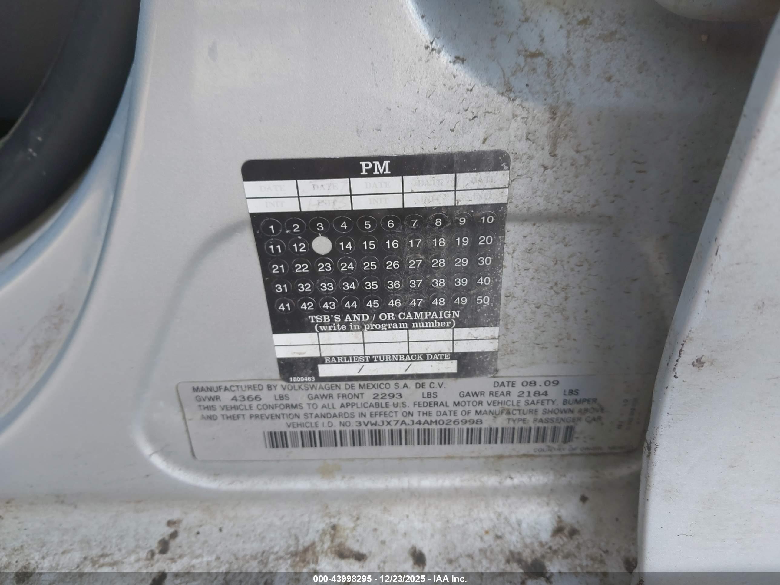 VOLKSWAGEN JETTA image 9