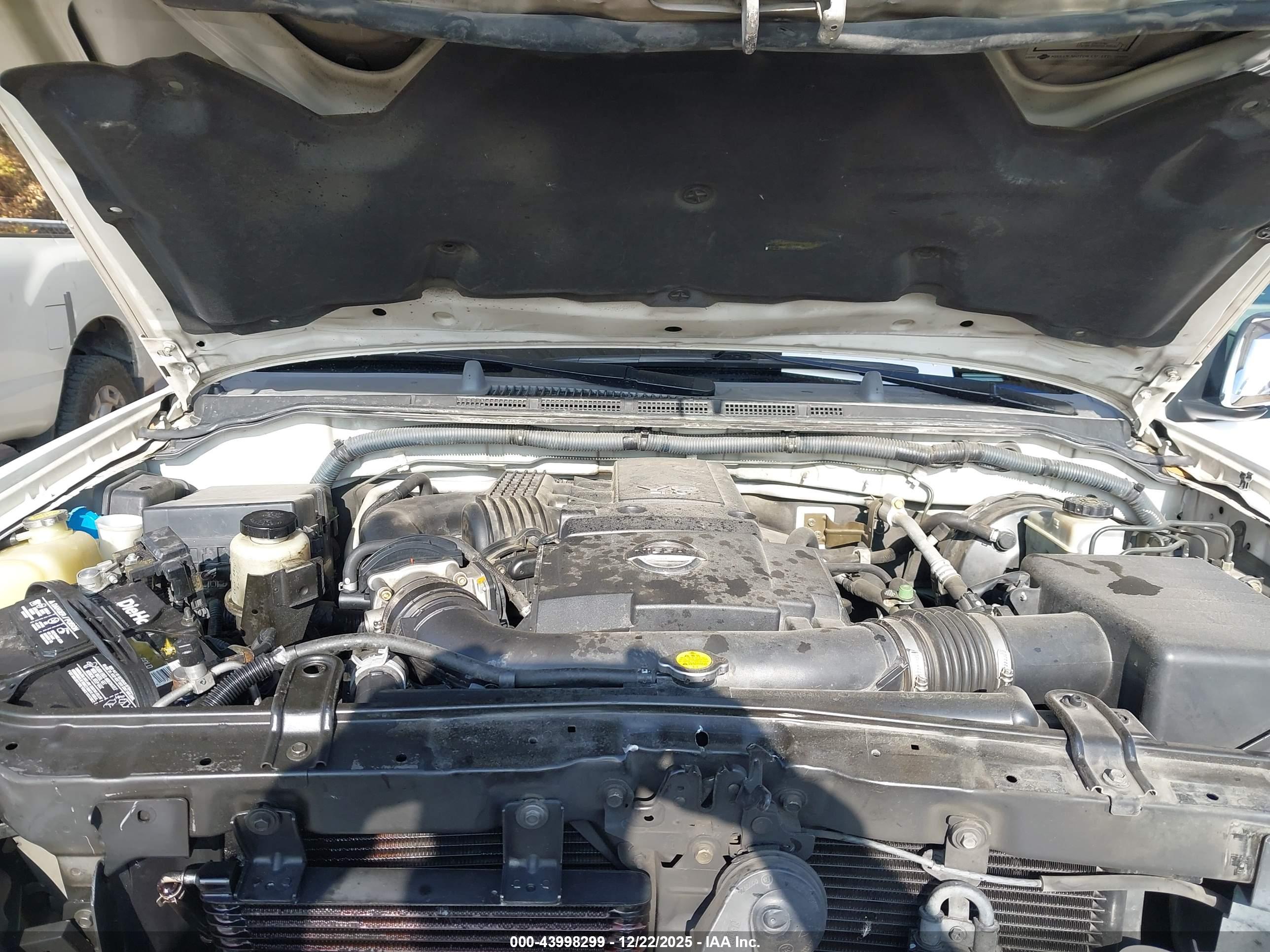 NISSAN FRONTIER image 10