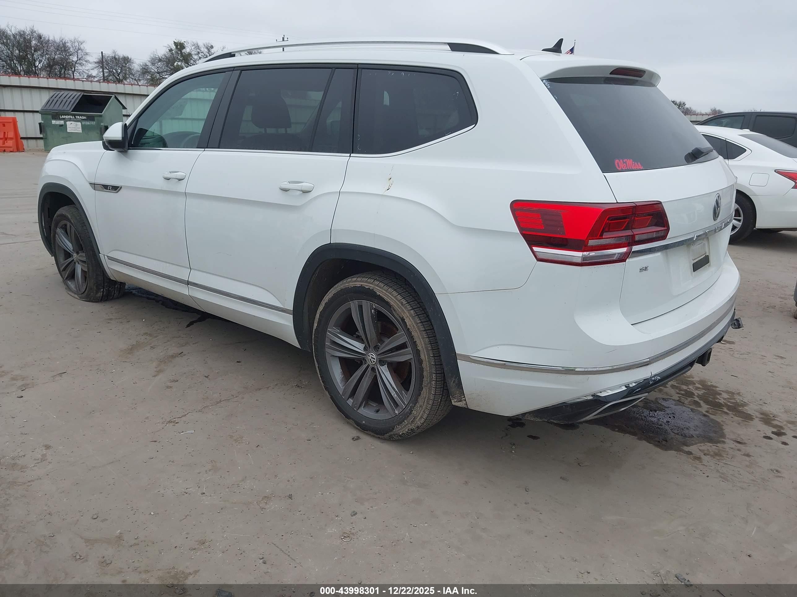 VOLKSWAGEN ATLAS image 3
