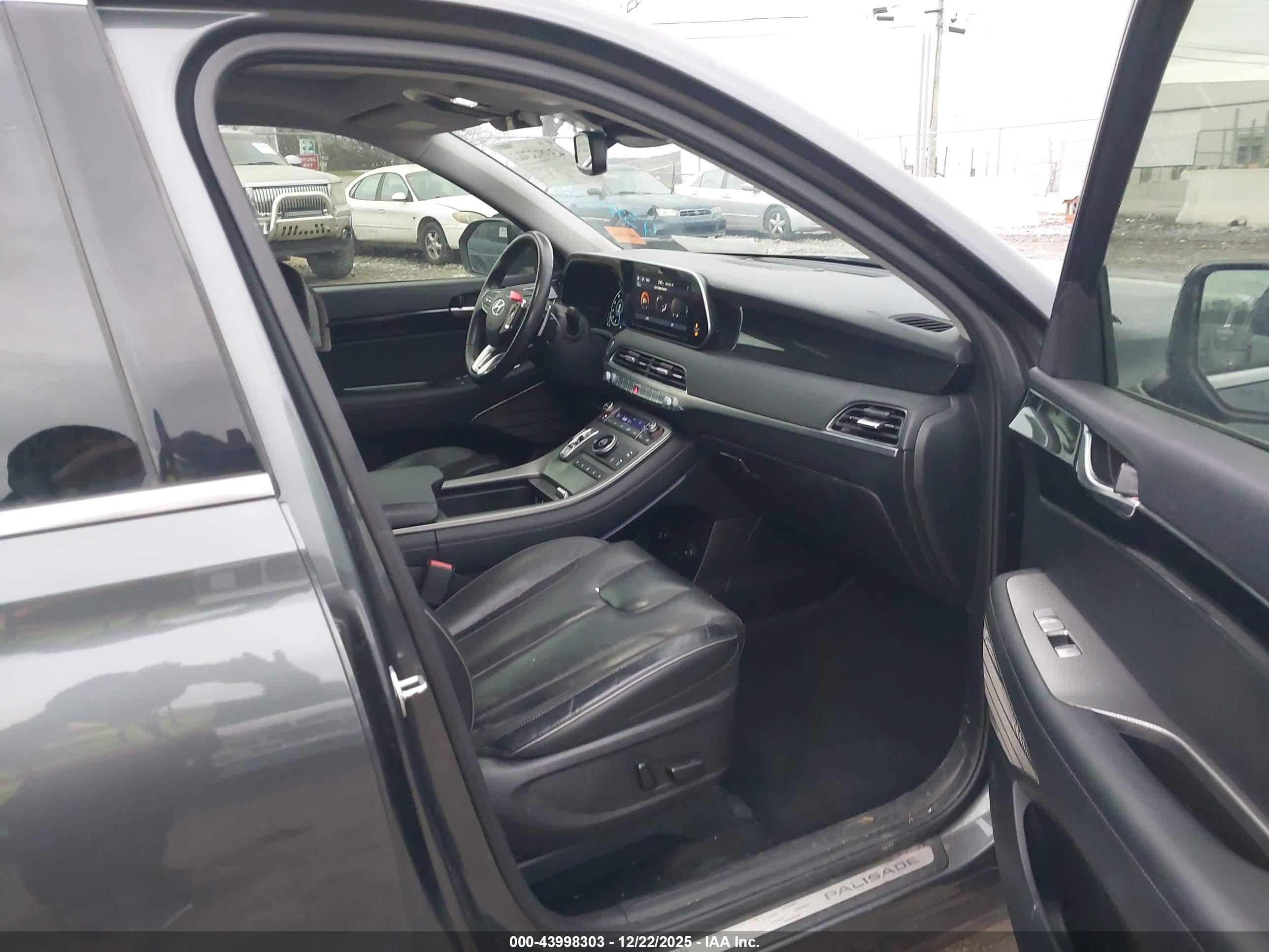 HYUNDAI PALISADE image 5