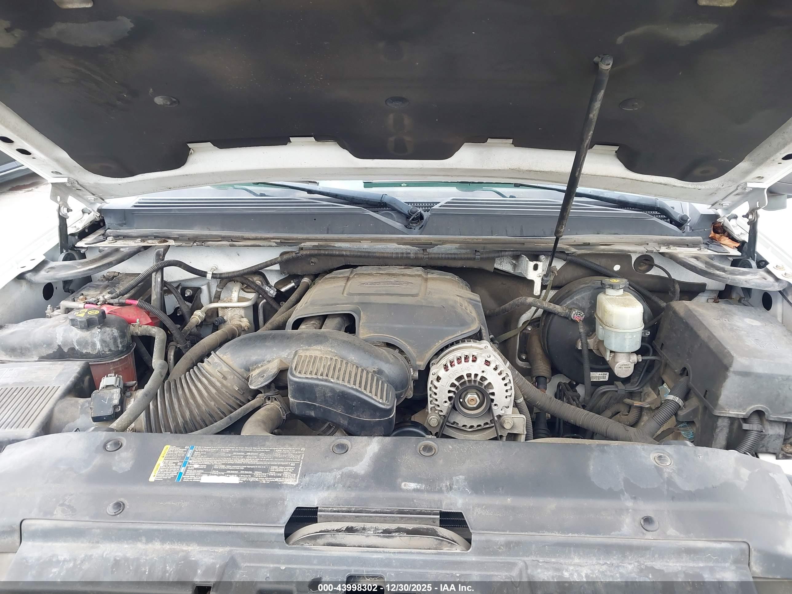 GMC YUKON image 10
