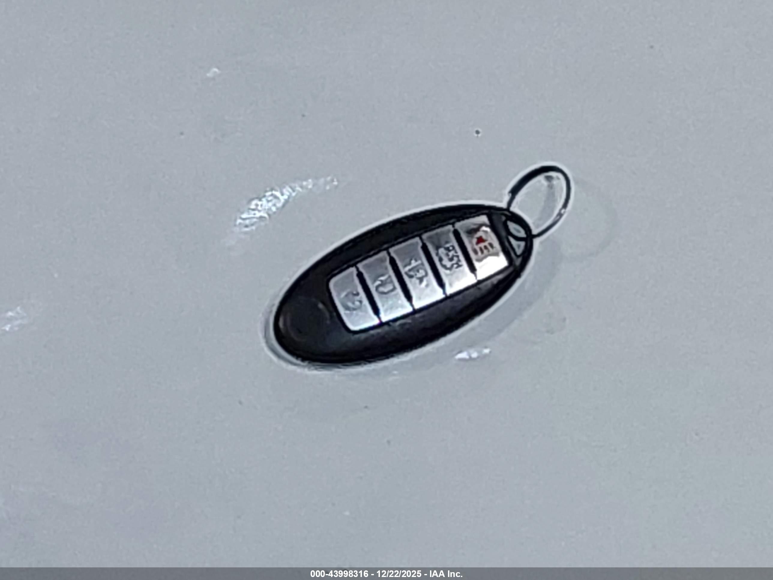 NISSAN ALTIMA image 11