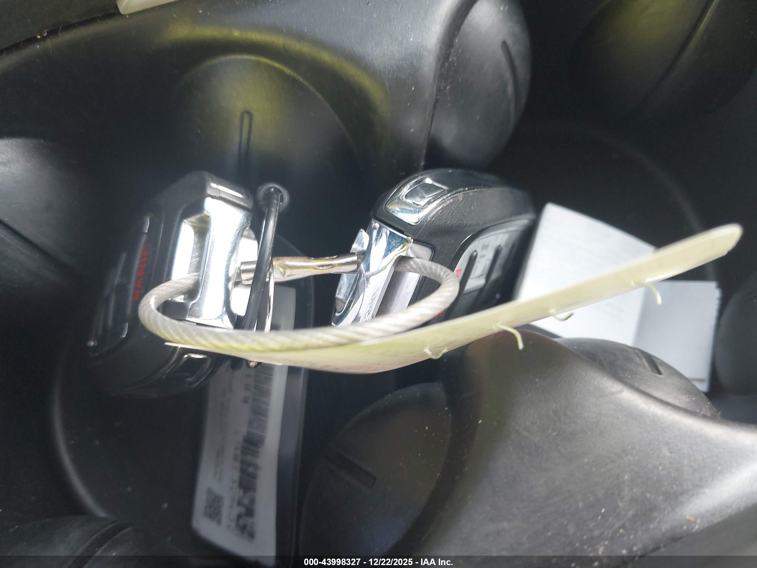 CHRYSLER PACIFICA image 11