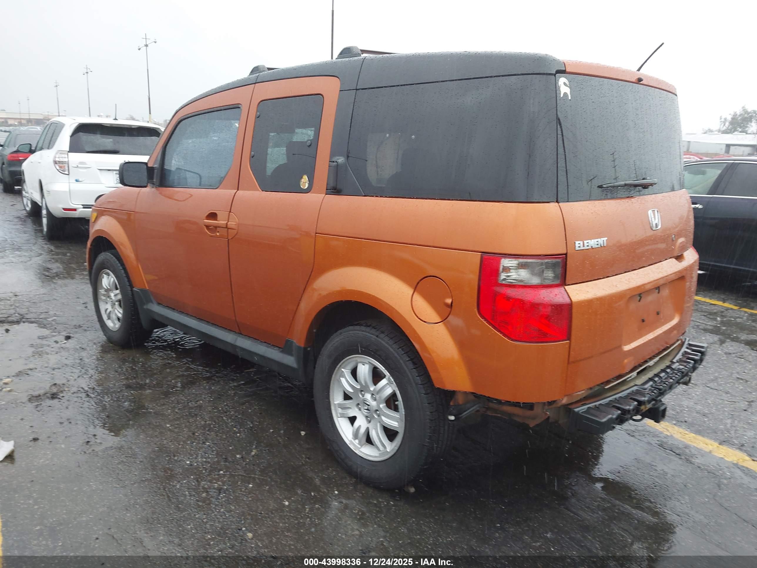 HONDA ELEMENT image 3