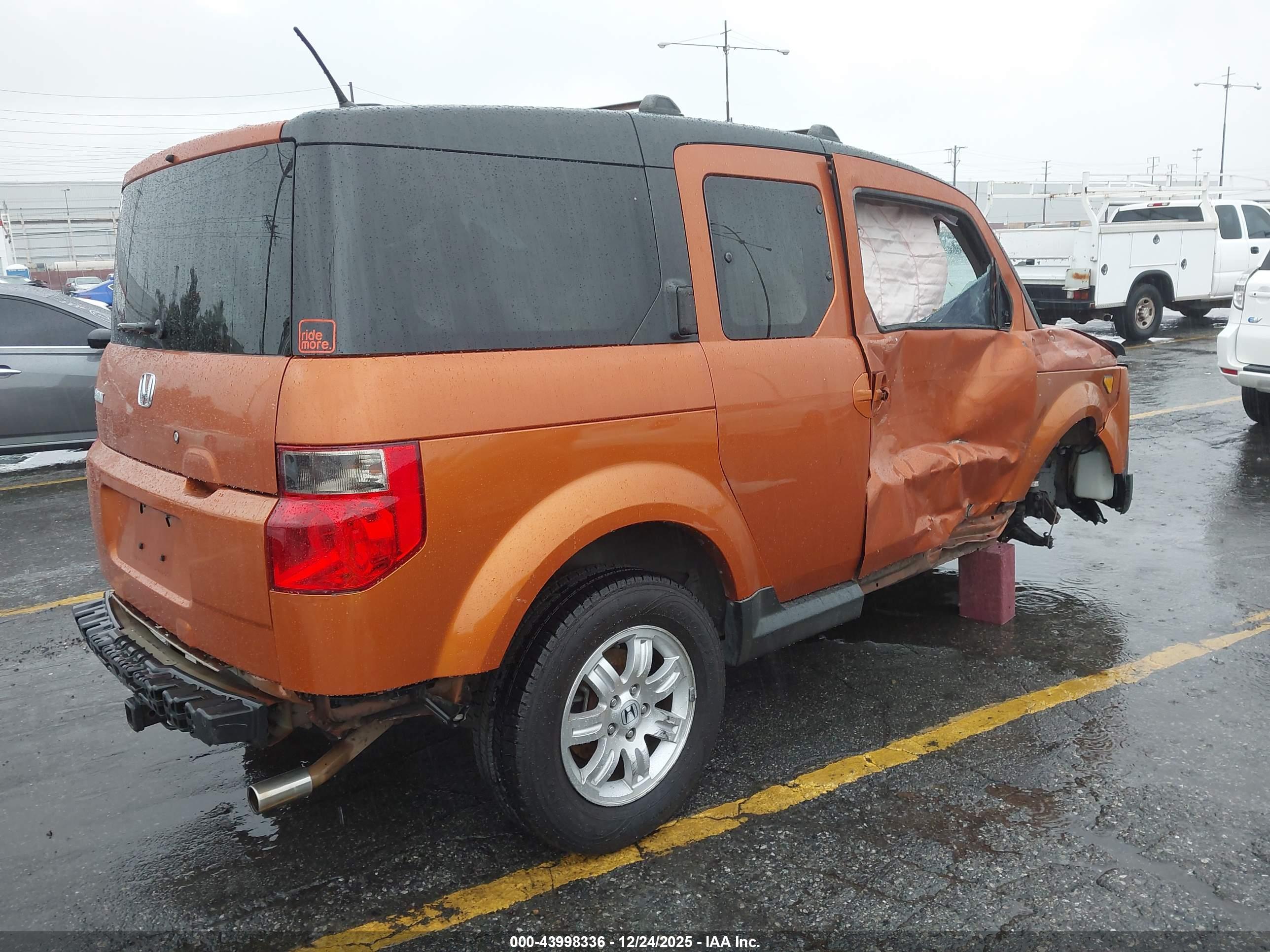 HONDA ELEMENT image 4