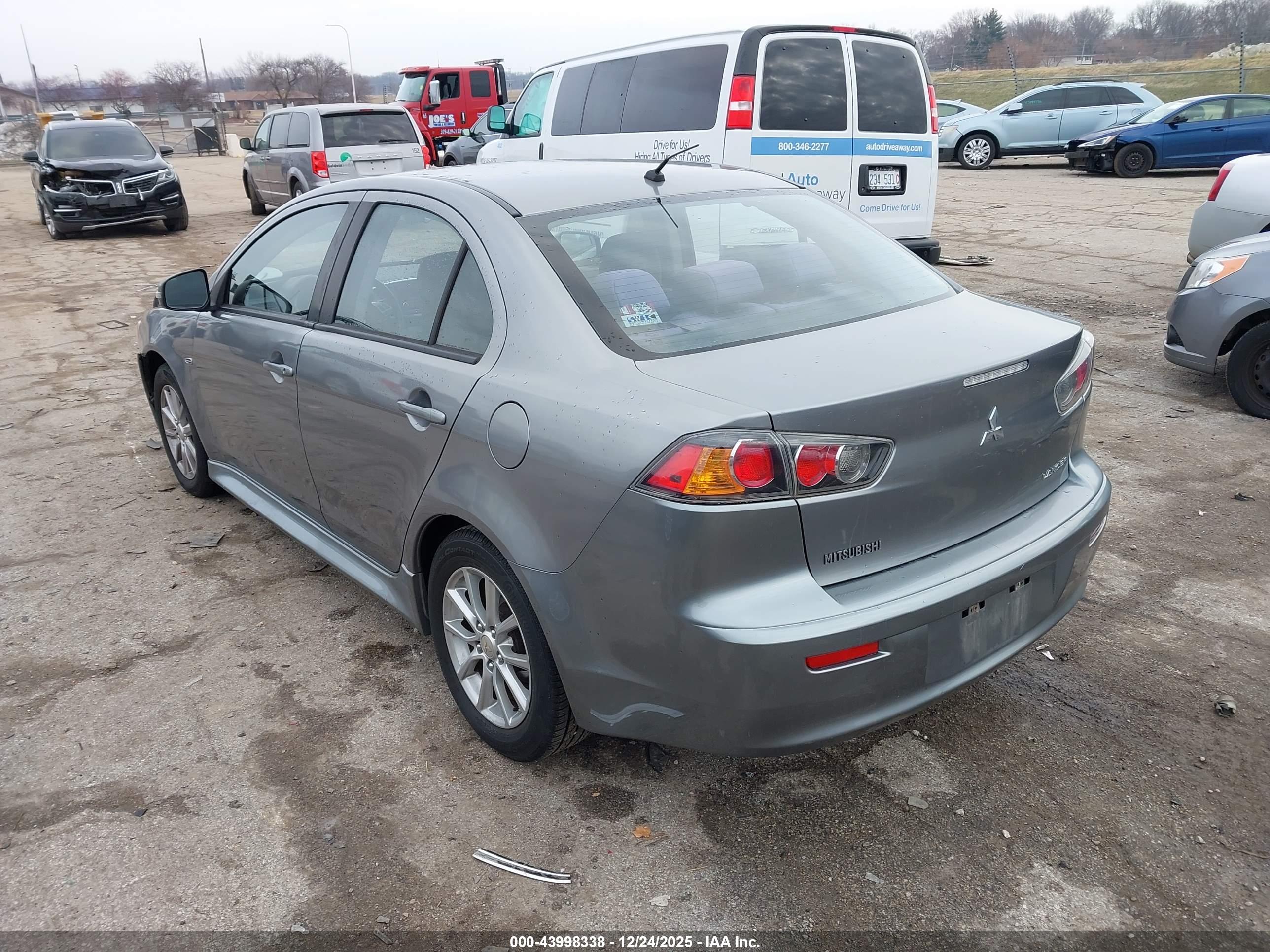 MITSUBISHI LANCER image 3