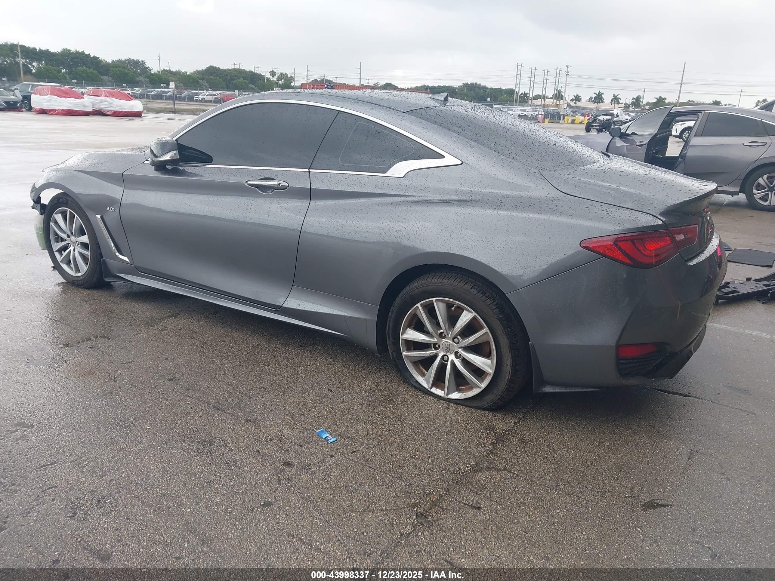 INFINITI Q60 image 3