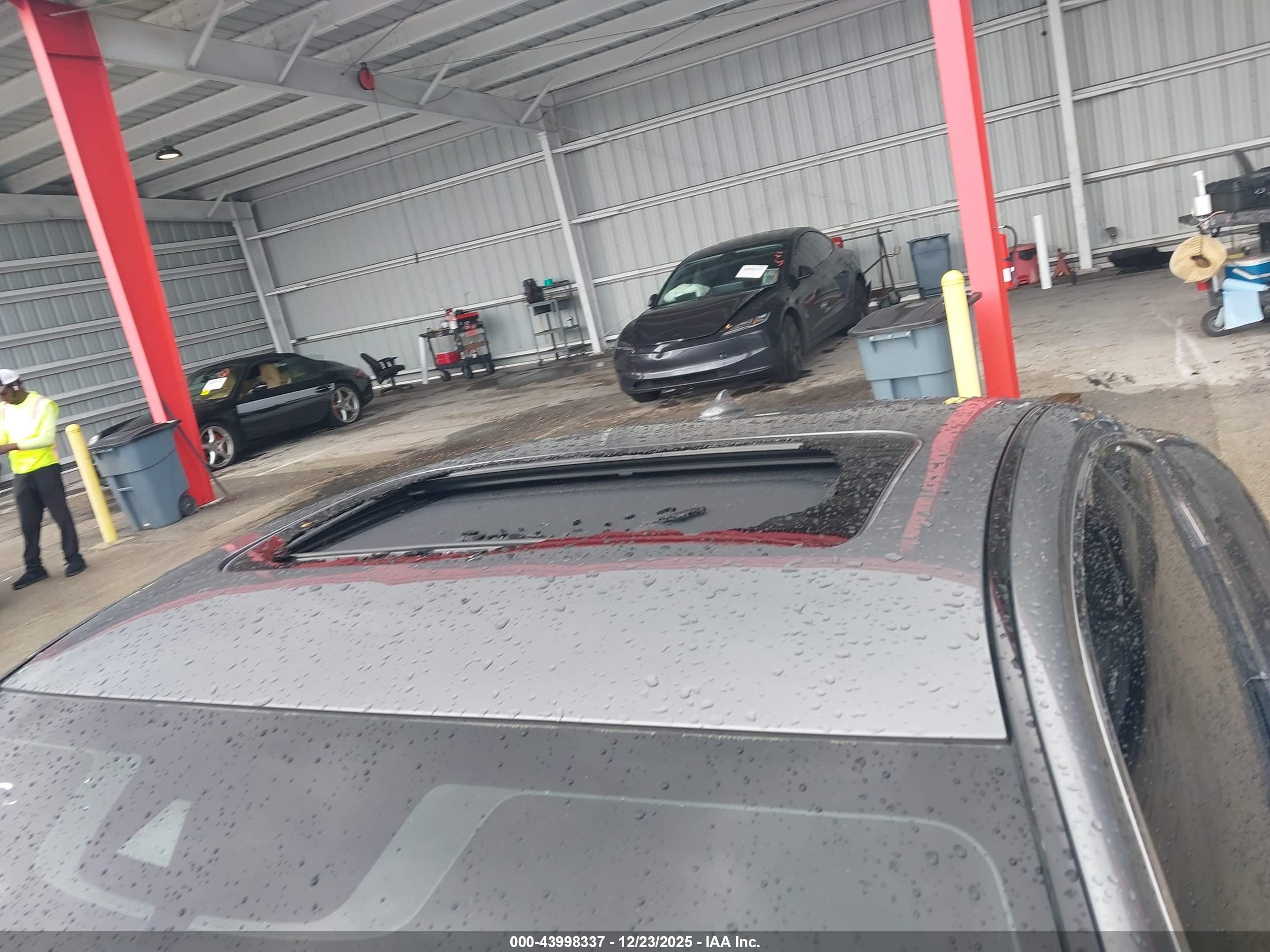 INFINITI Q60 image 6