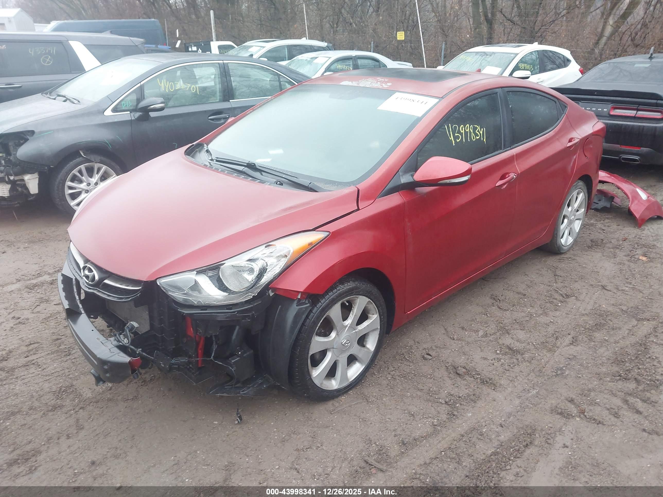HYUNDAI ELANTRA image 2