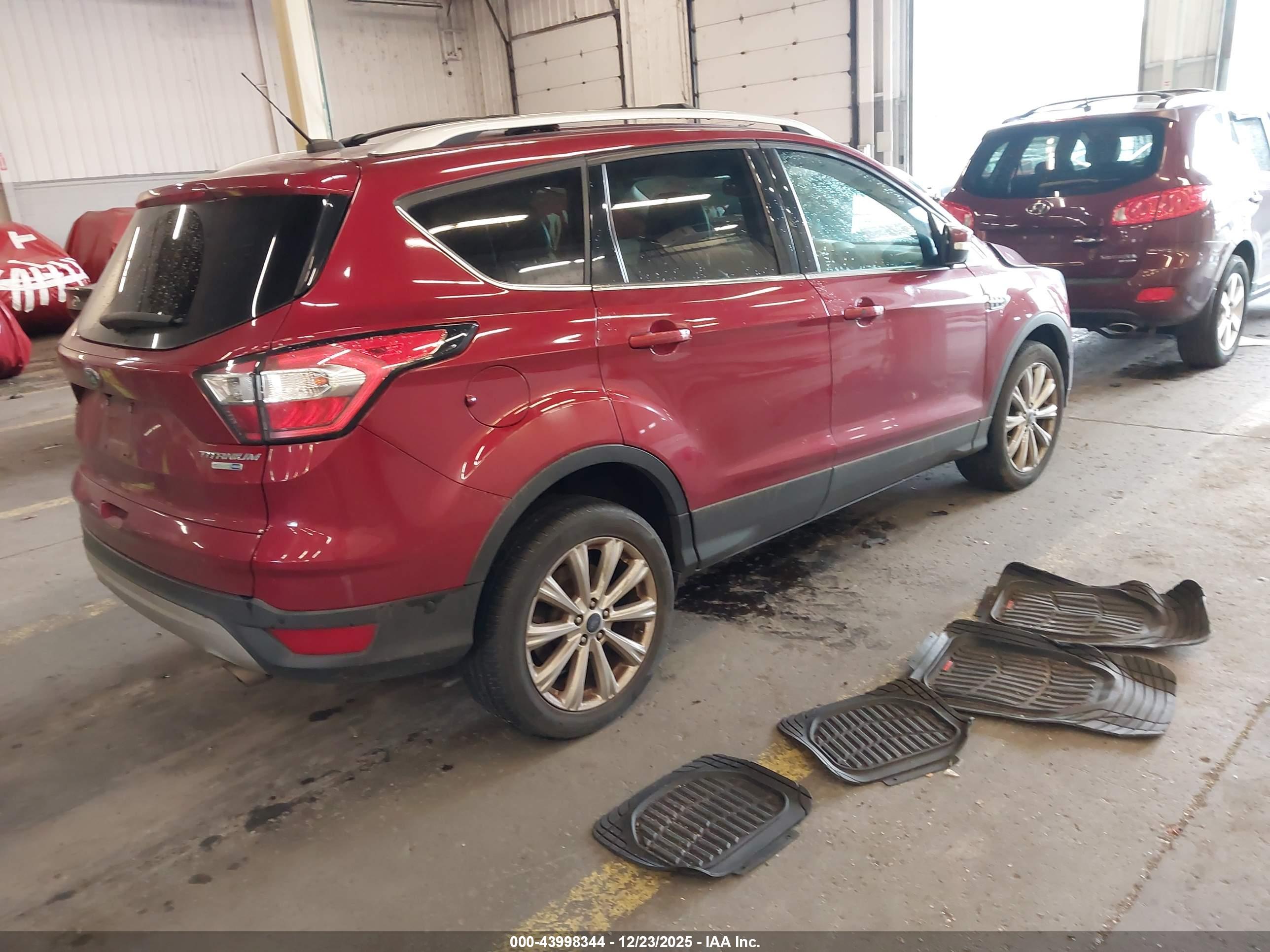 FORD ESCAPE image 4