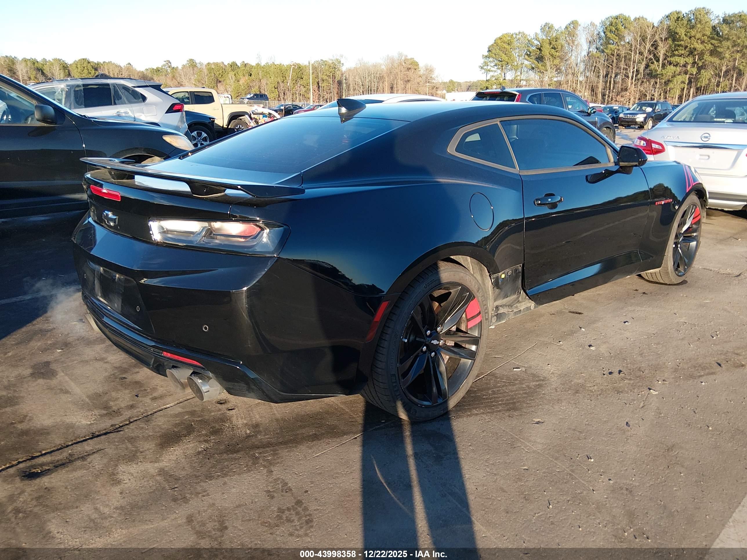 CHEVROLET CAMARO image 4