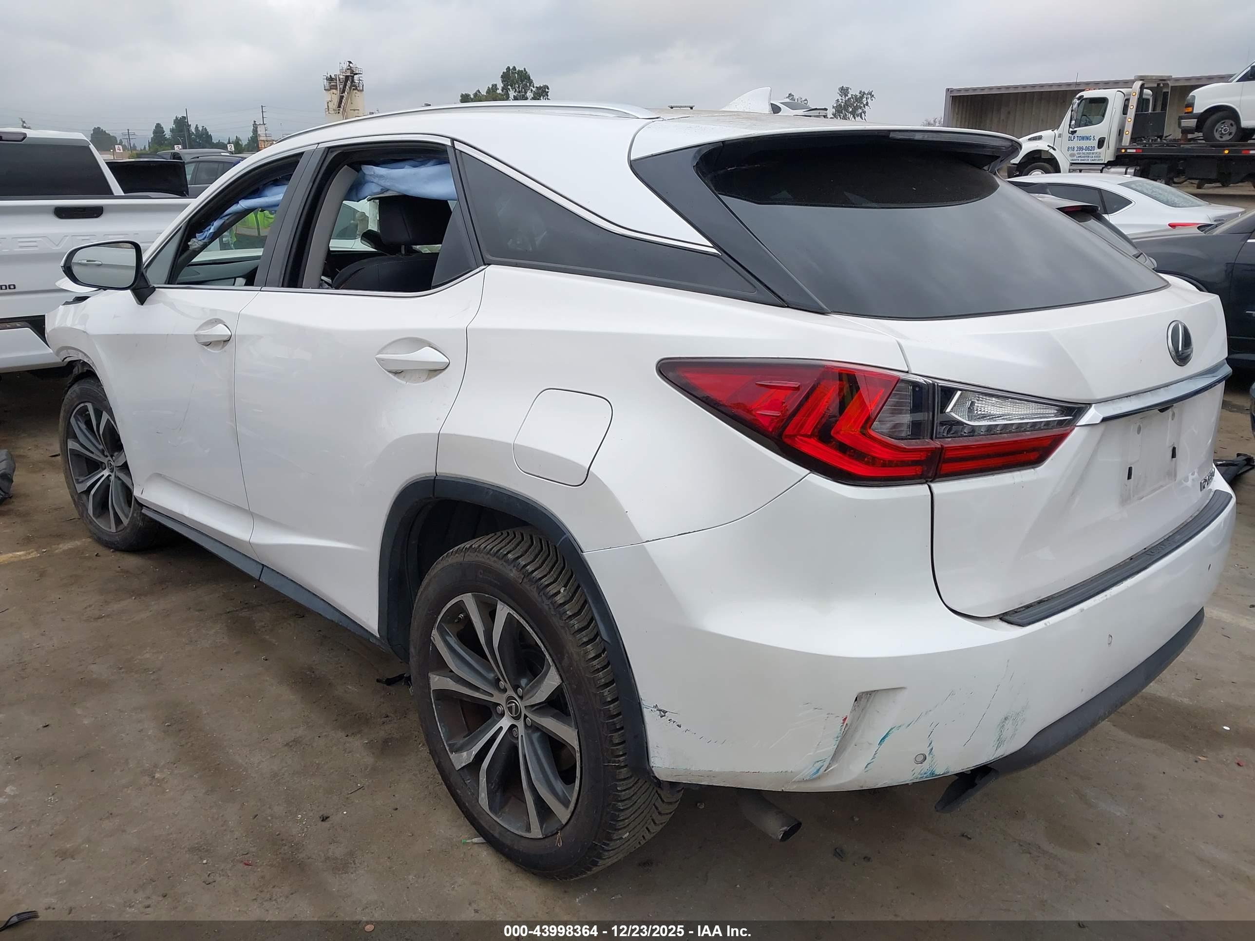 LEXUS RX image 3
