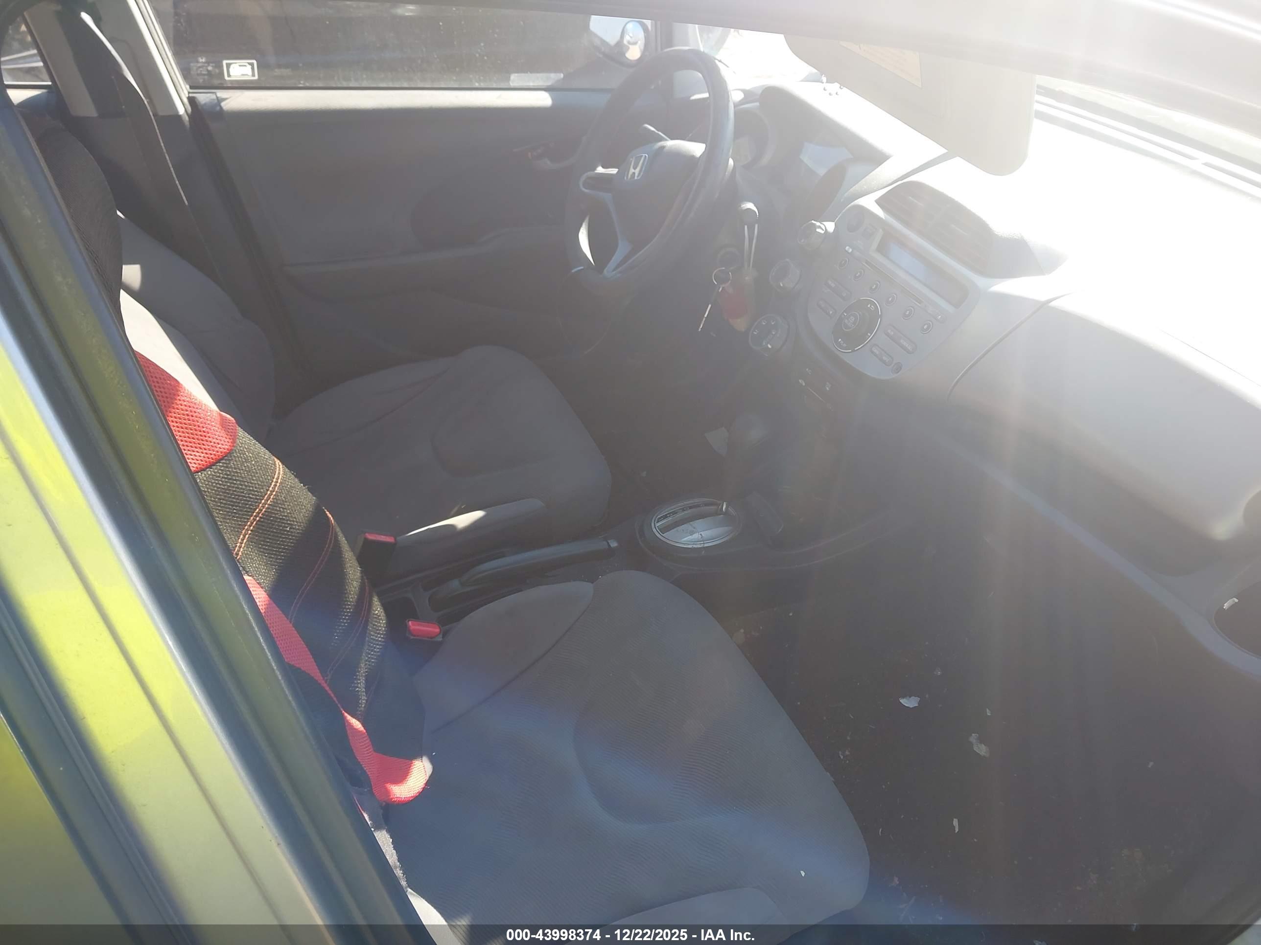 HONDA FIT image 5