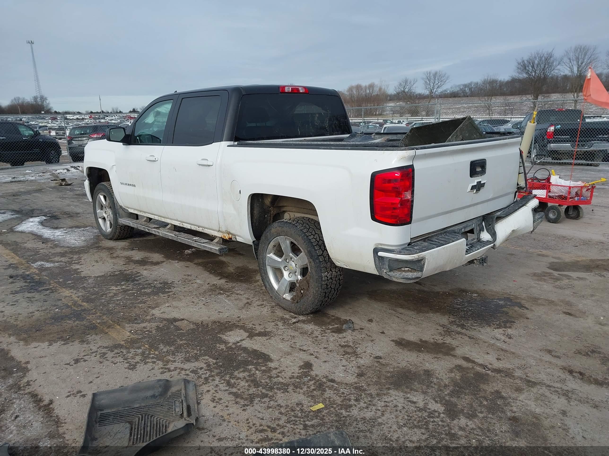 CHEVROLET SILVERADO image 3