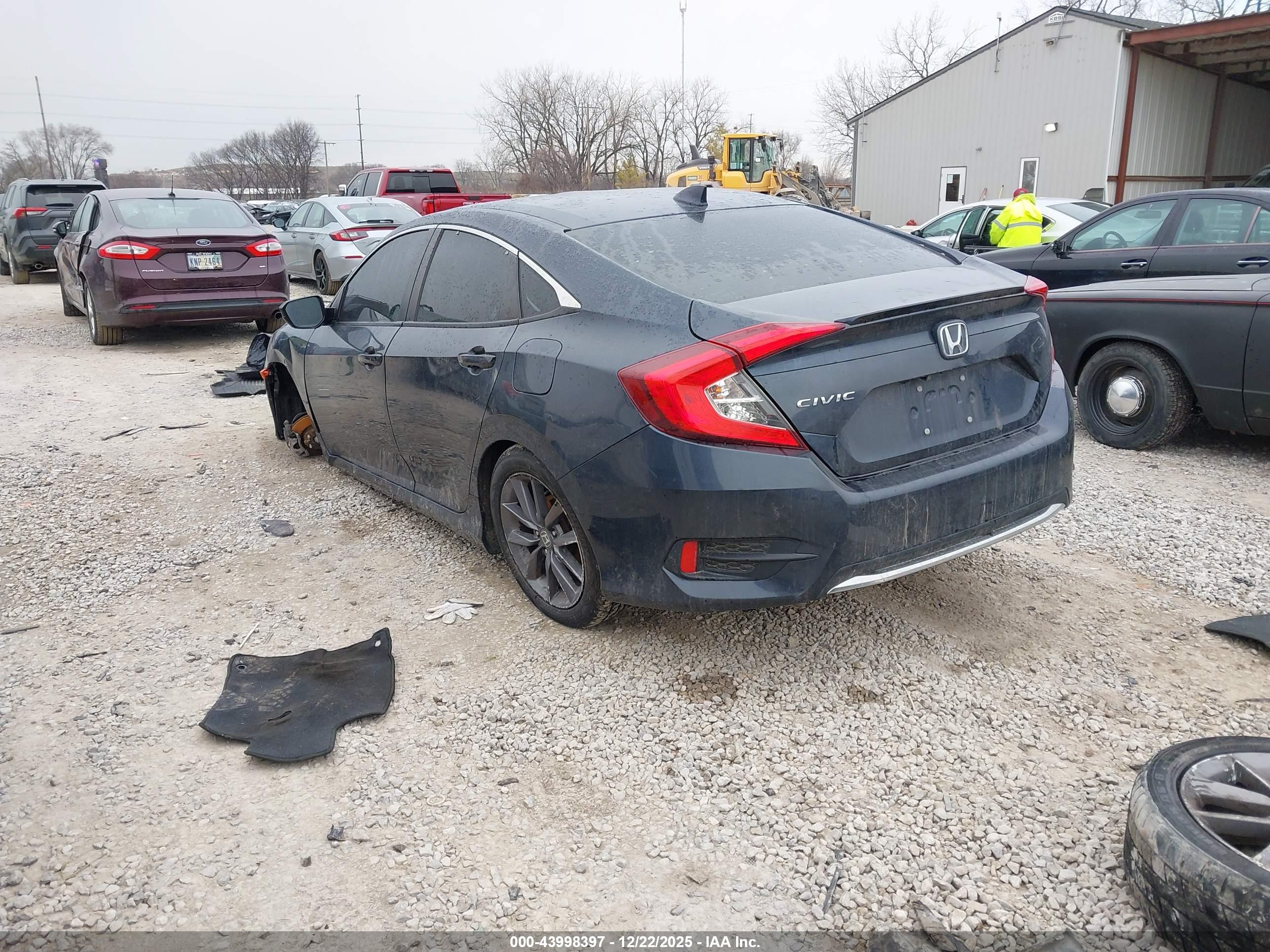 HONDA CIVIC image 3