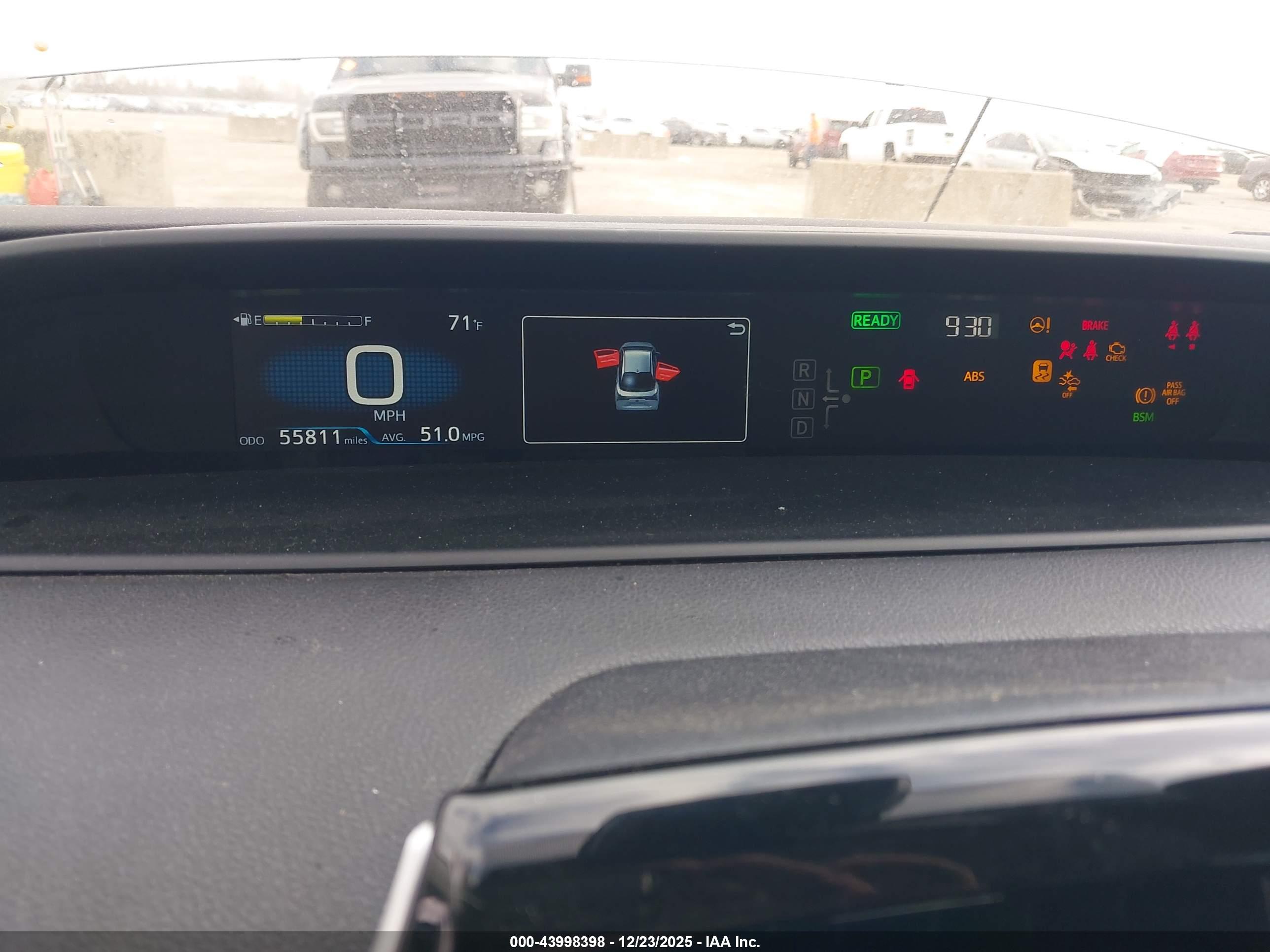 TOYOTA PRIUS image 7