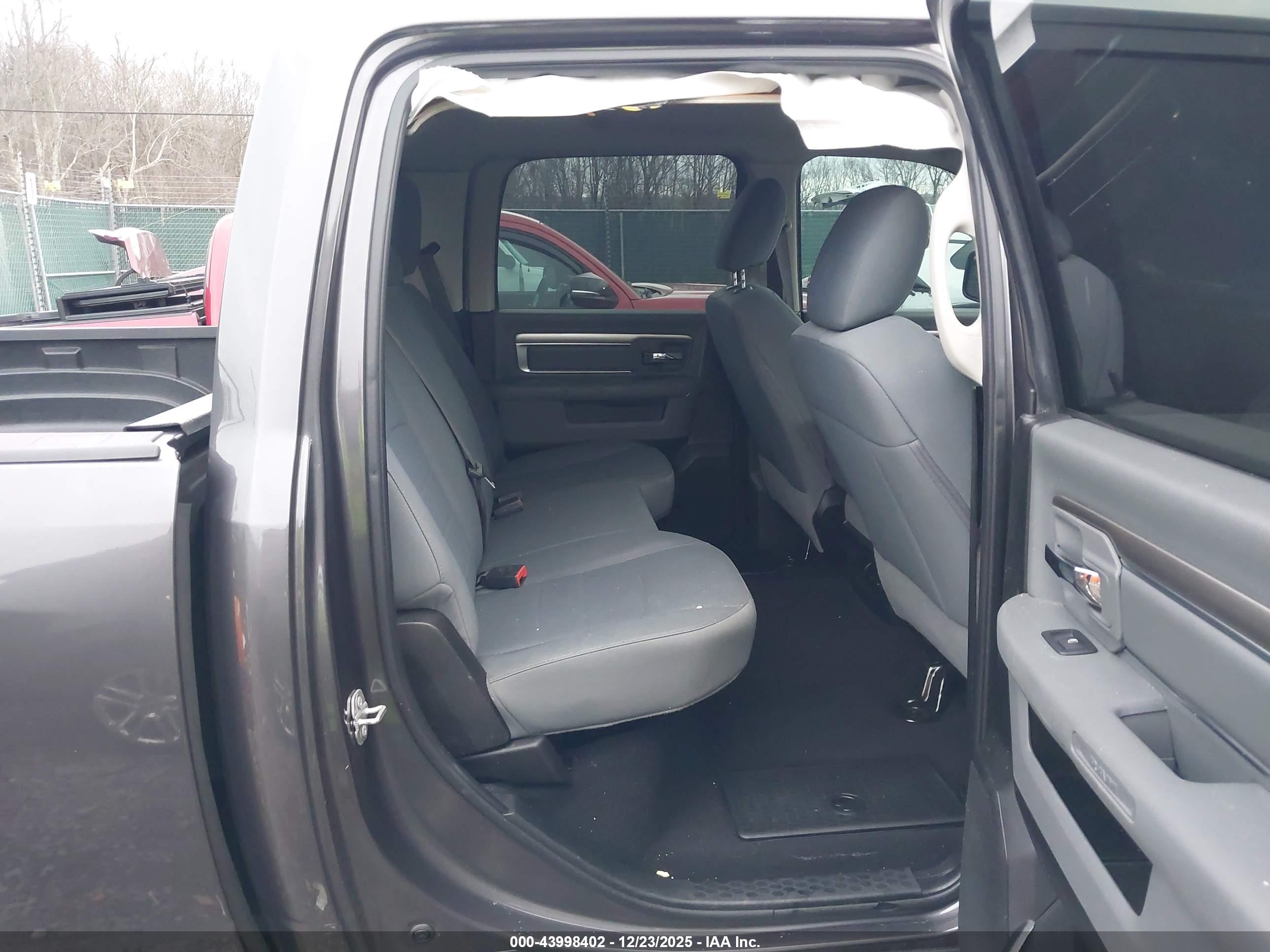 RAM 1500 image 8