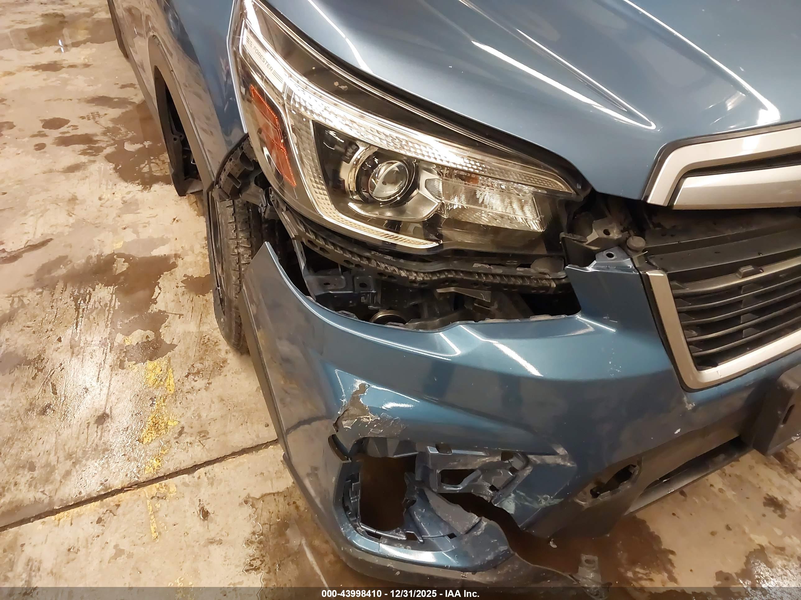SUBARU FORESTER image 6