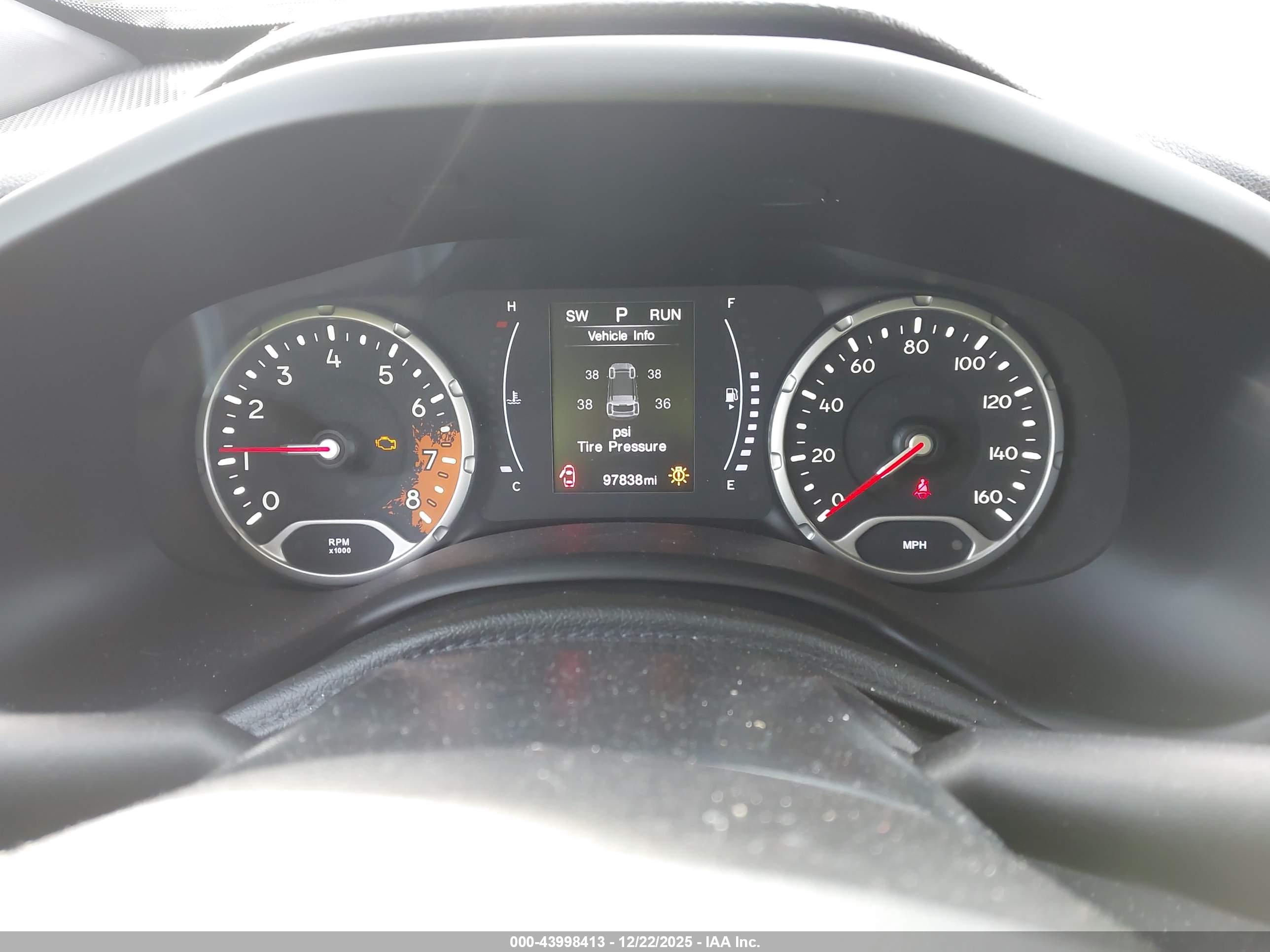 JEEP RENEGADE image 7