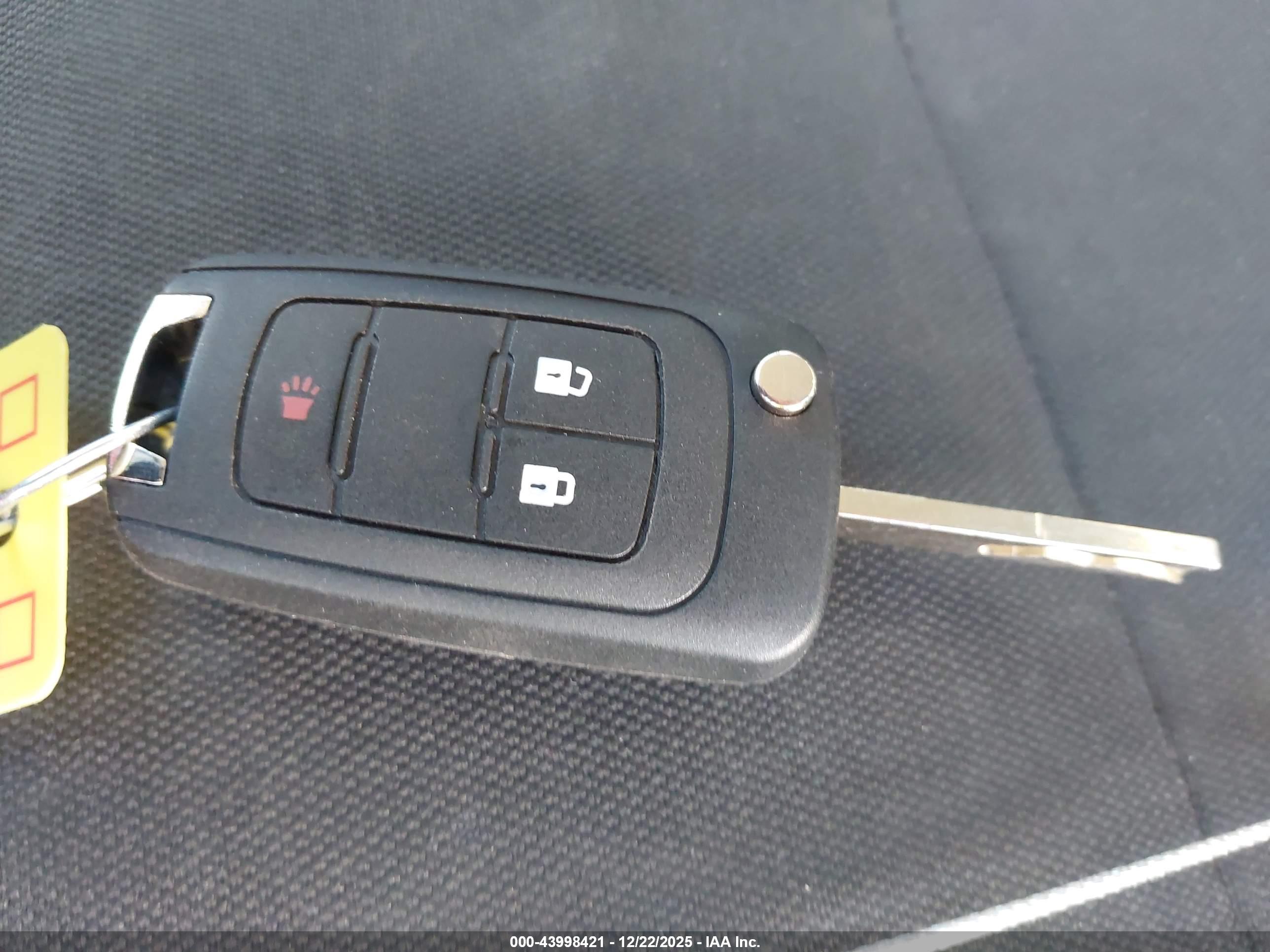 CHEVROLET TRAX image 11
