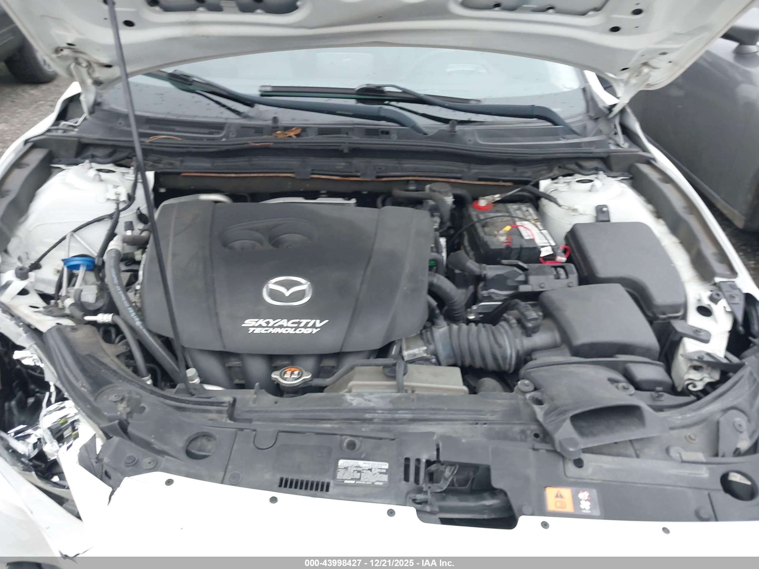 MAZDA MAZDA3 image 10