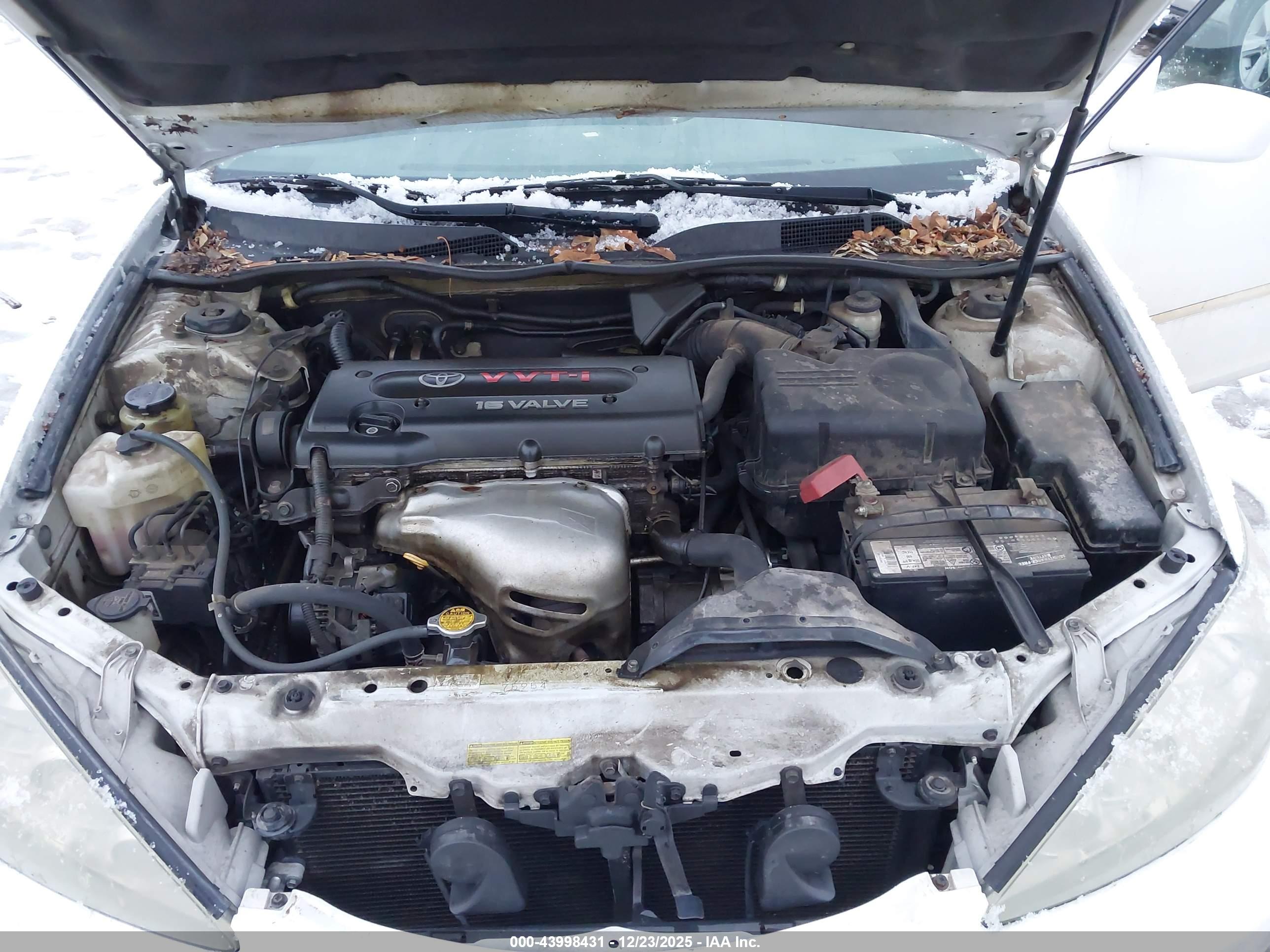 TOYOTA CAMRY image 10