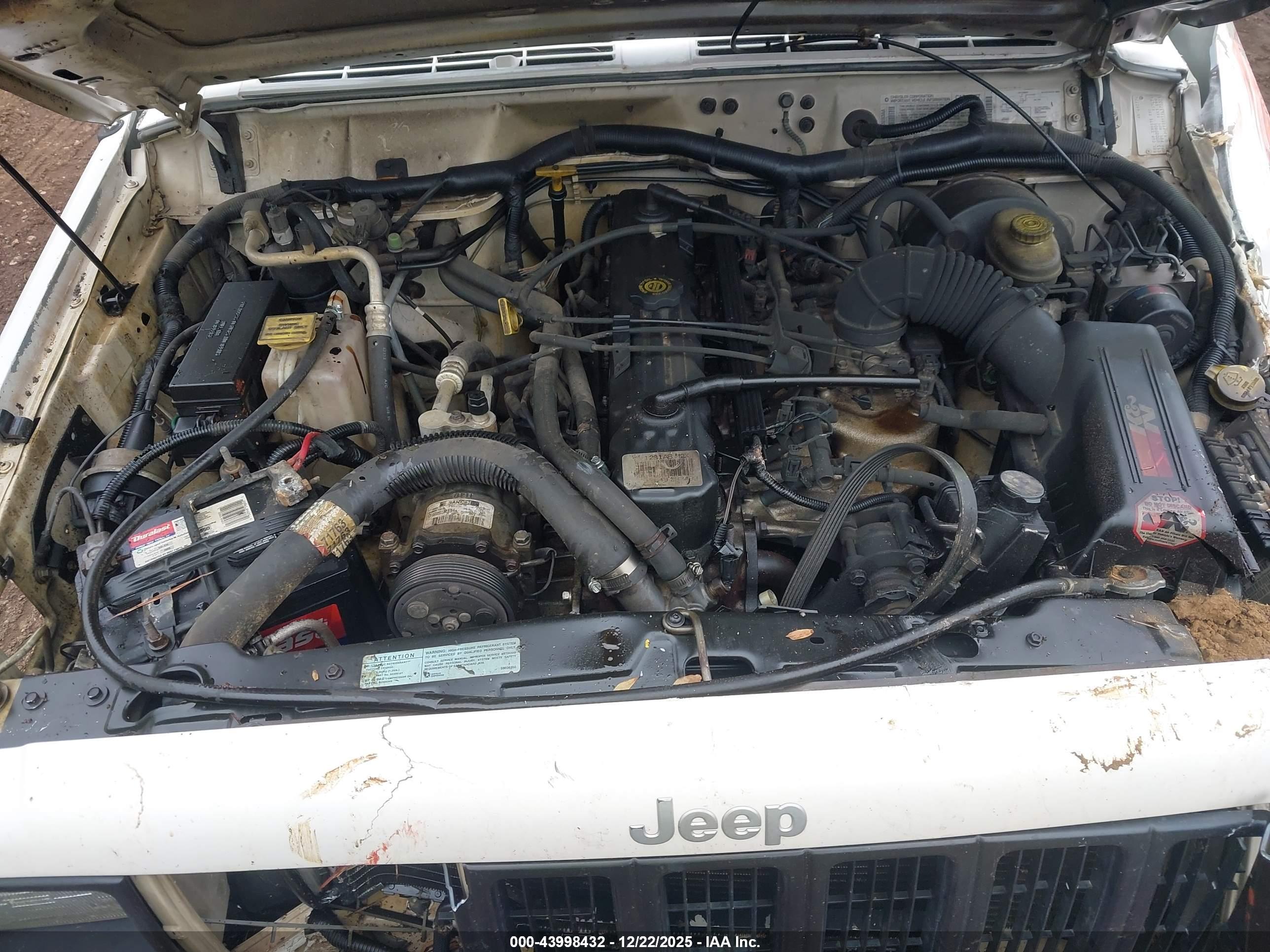 JEEP CHEROKEE image 10