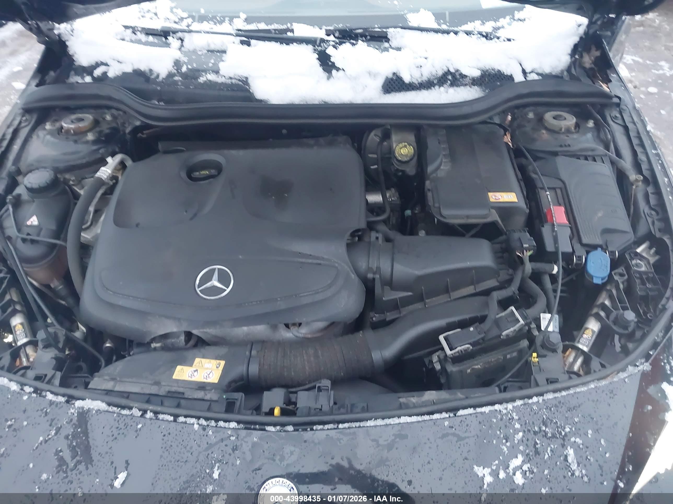 MERCEDES-BENZ CLA image 10