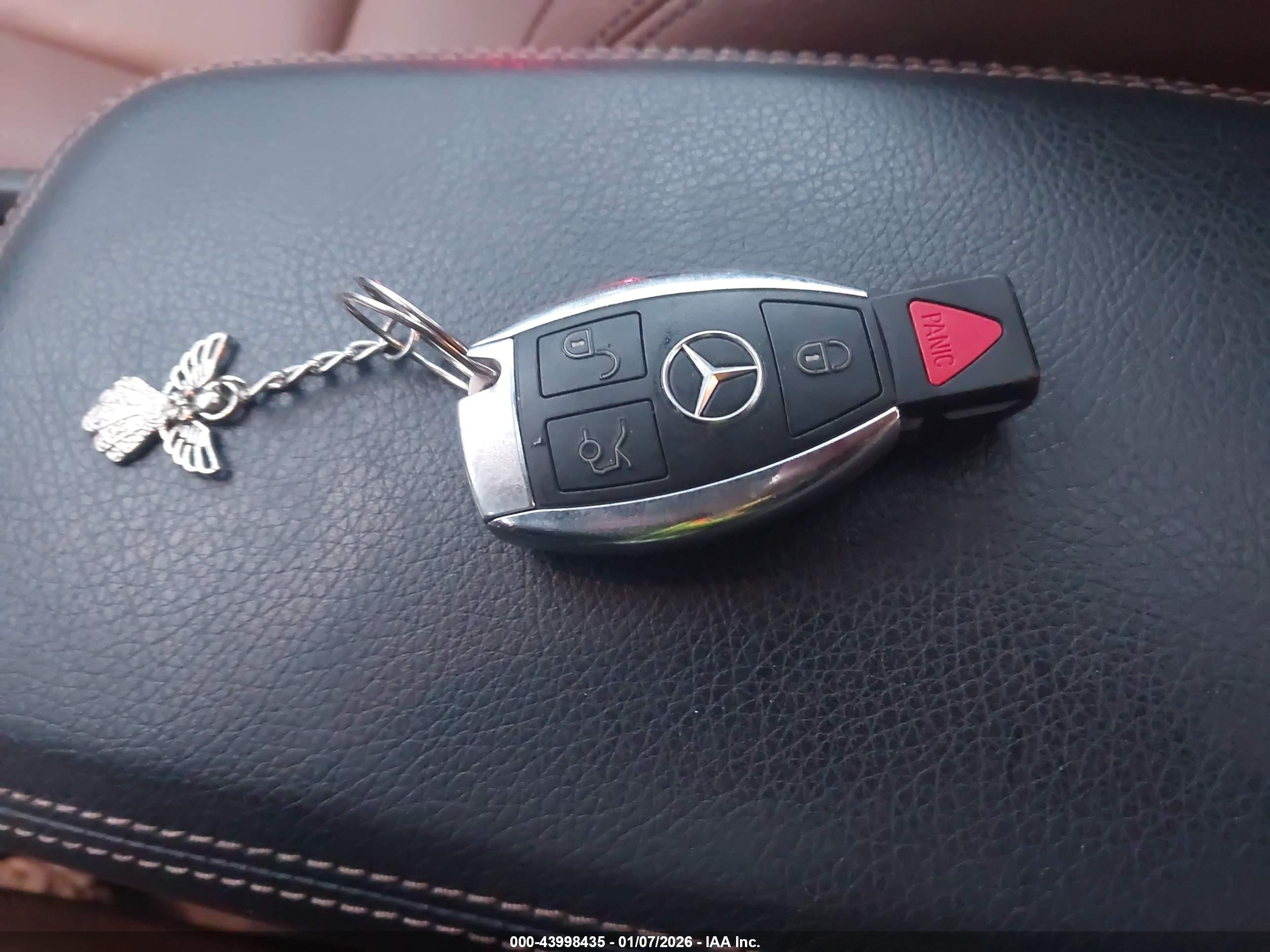 MERCEDES-BENZ CLA image 11