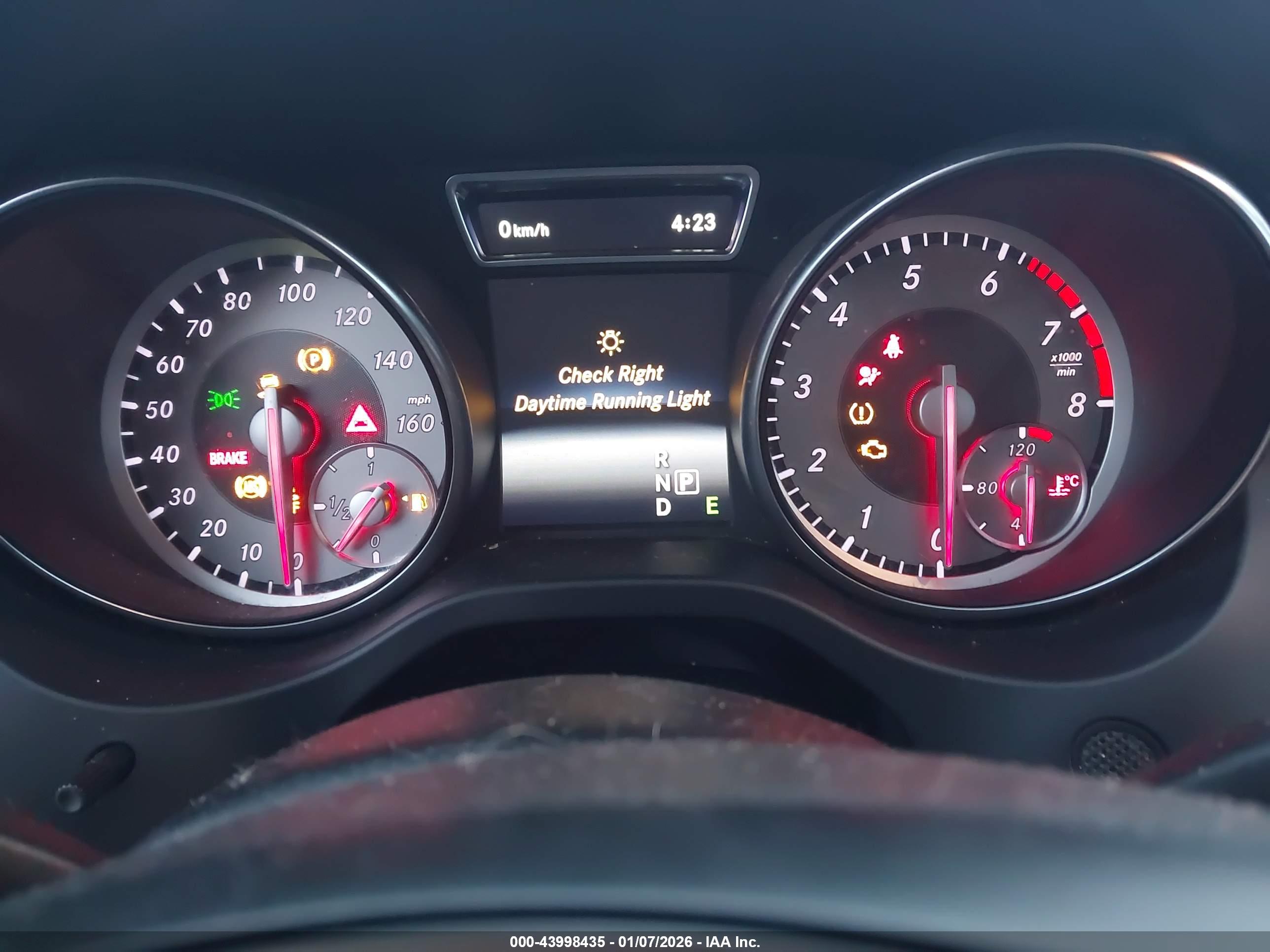 MERCEDES-BENZ CLA image 7