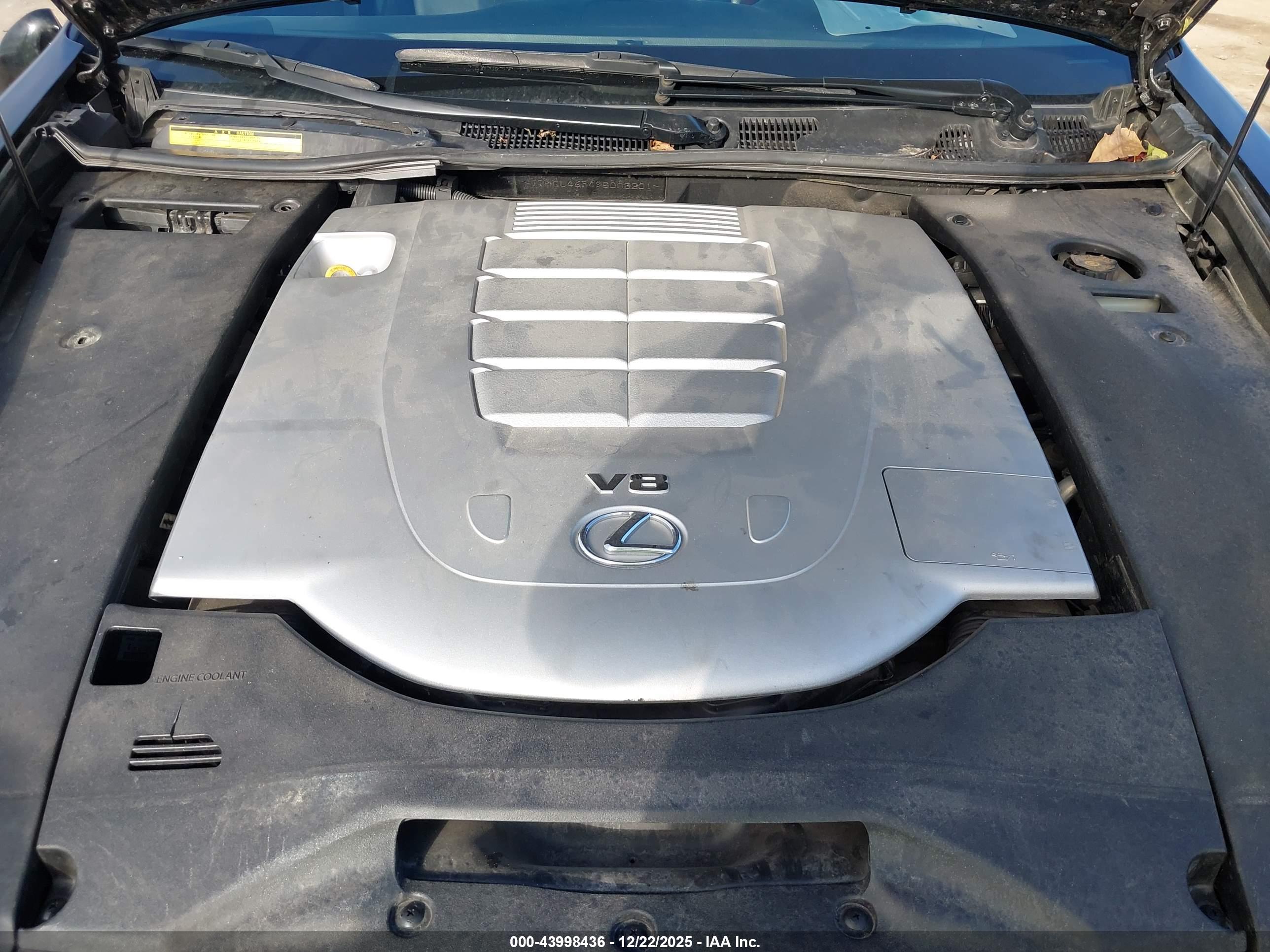 LEXUS LS image 10