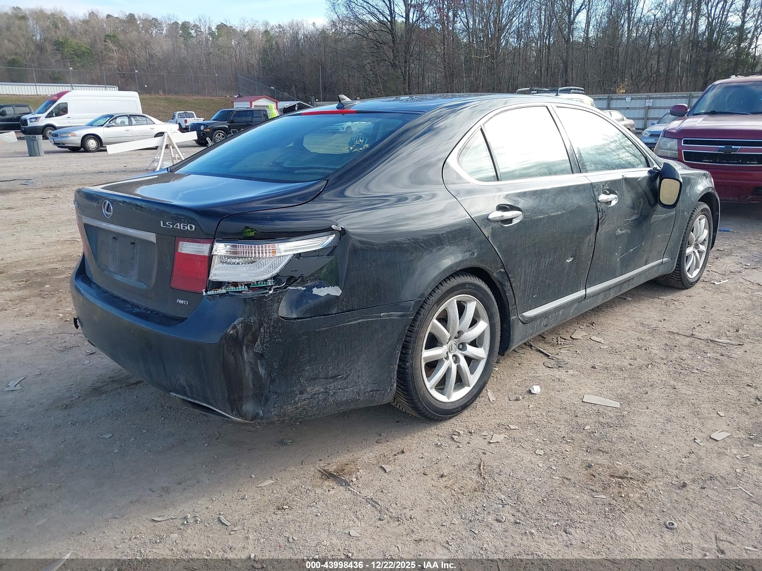 LEXUS LS image 4