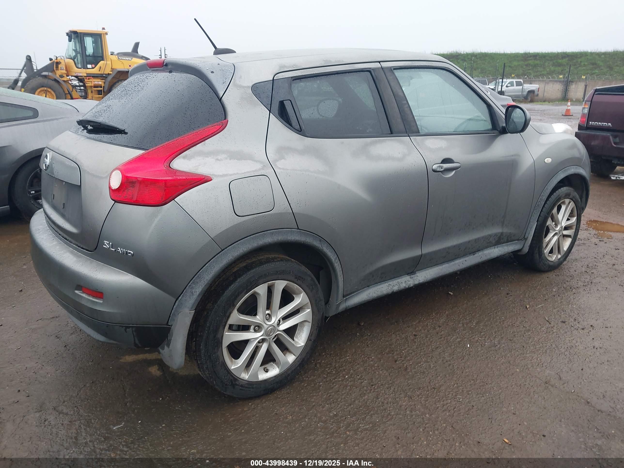 NISSAN JUKE image 4