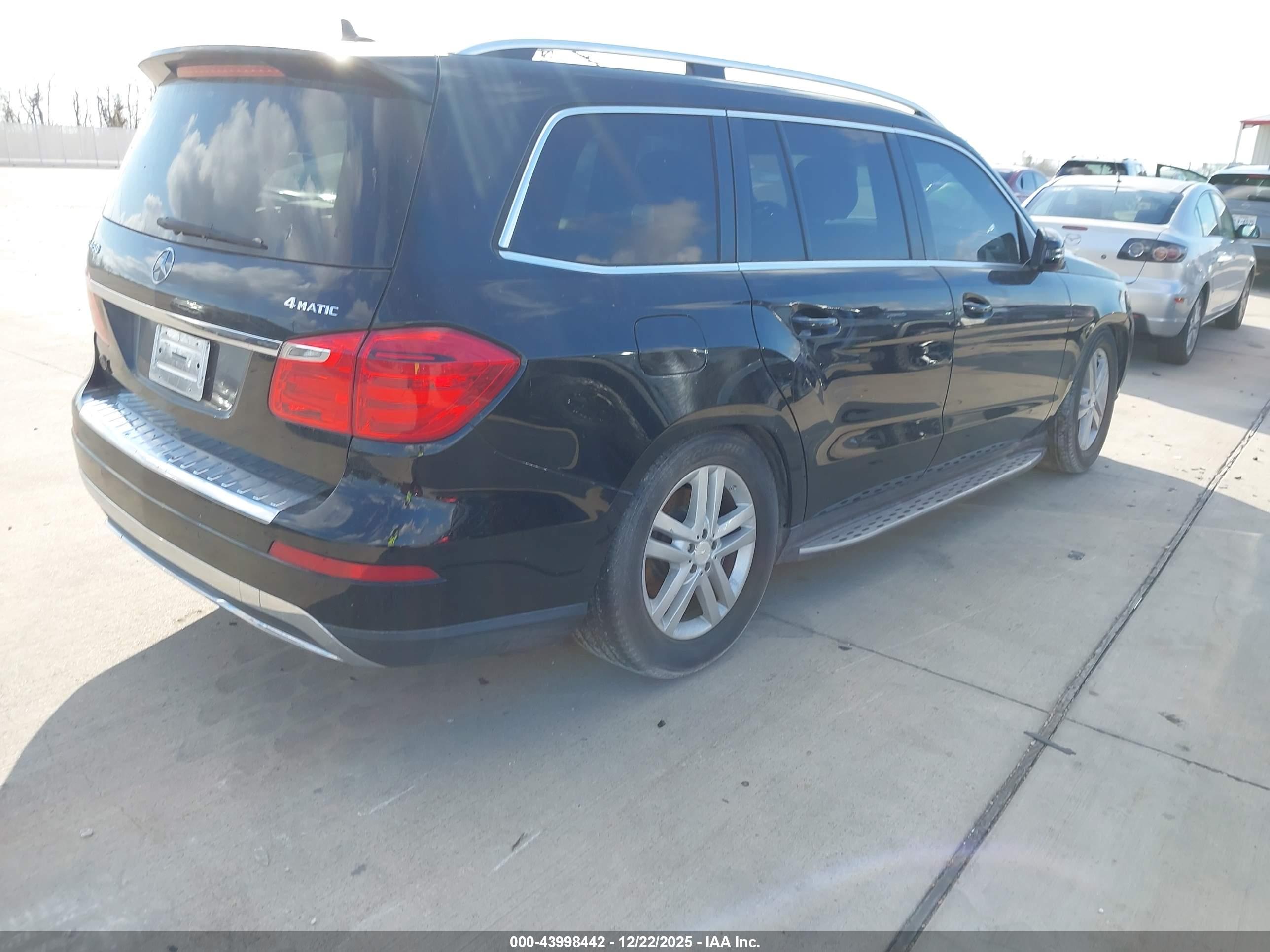 MERCEDES-BENZ GL image 4