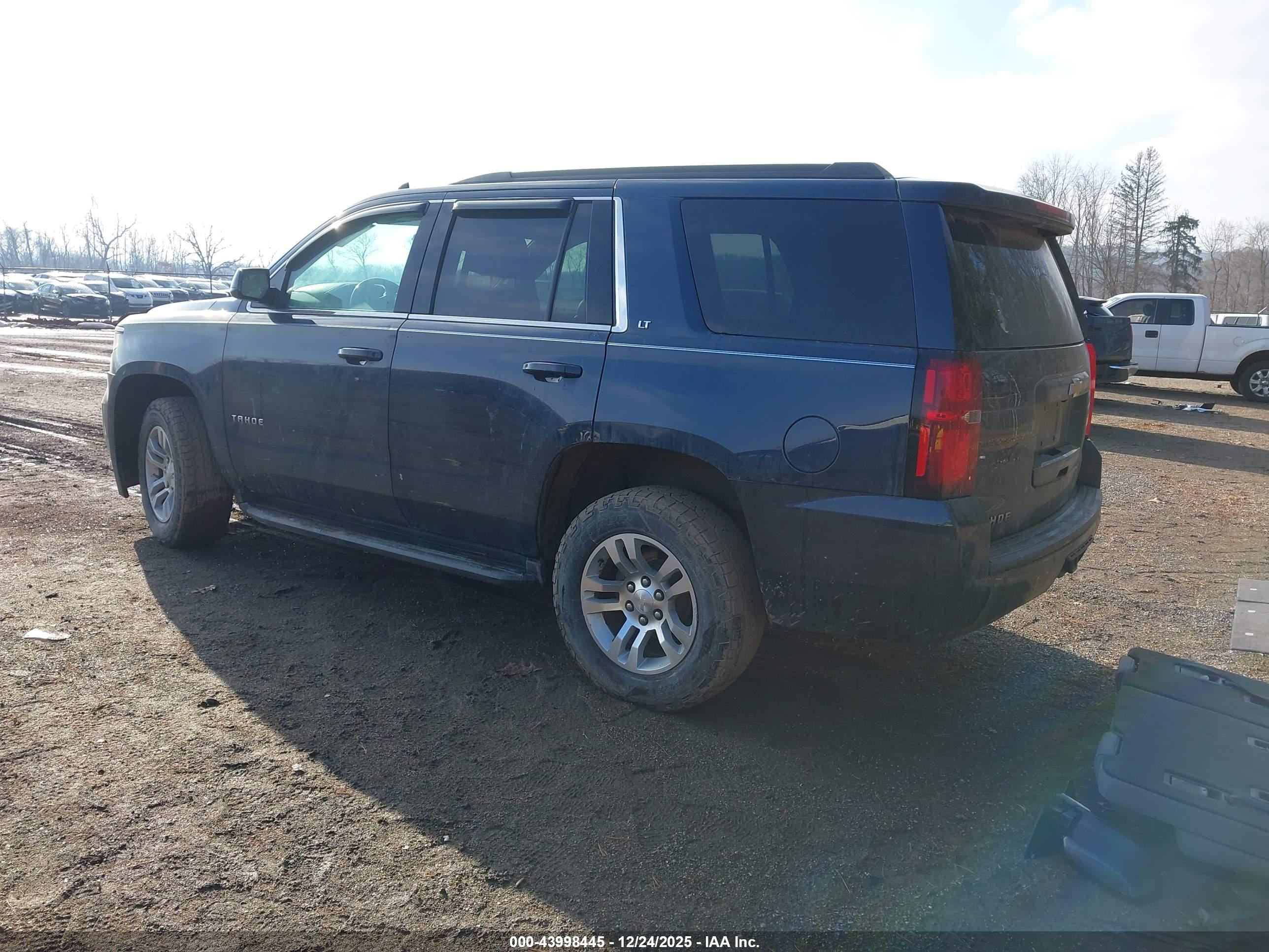 CHEVROLET TAHOE image 3