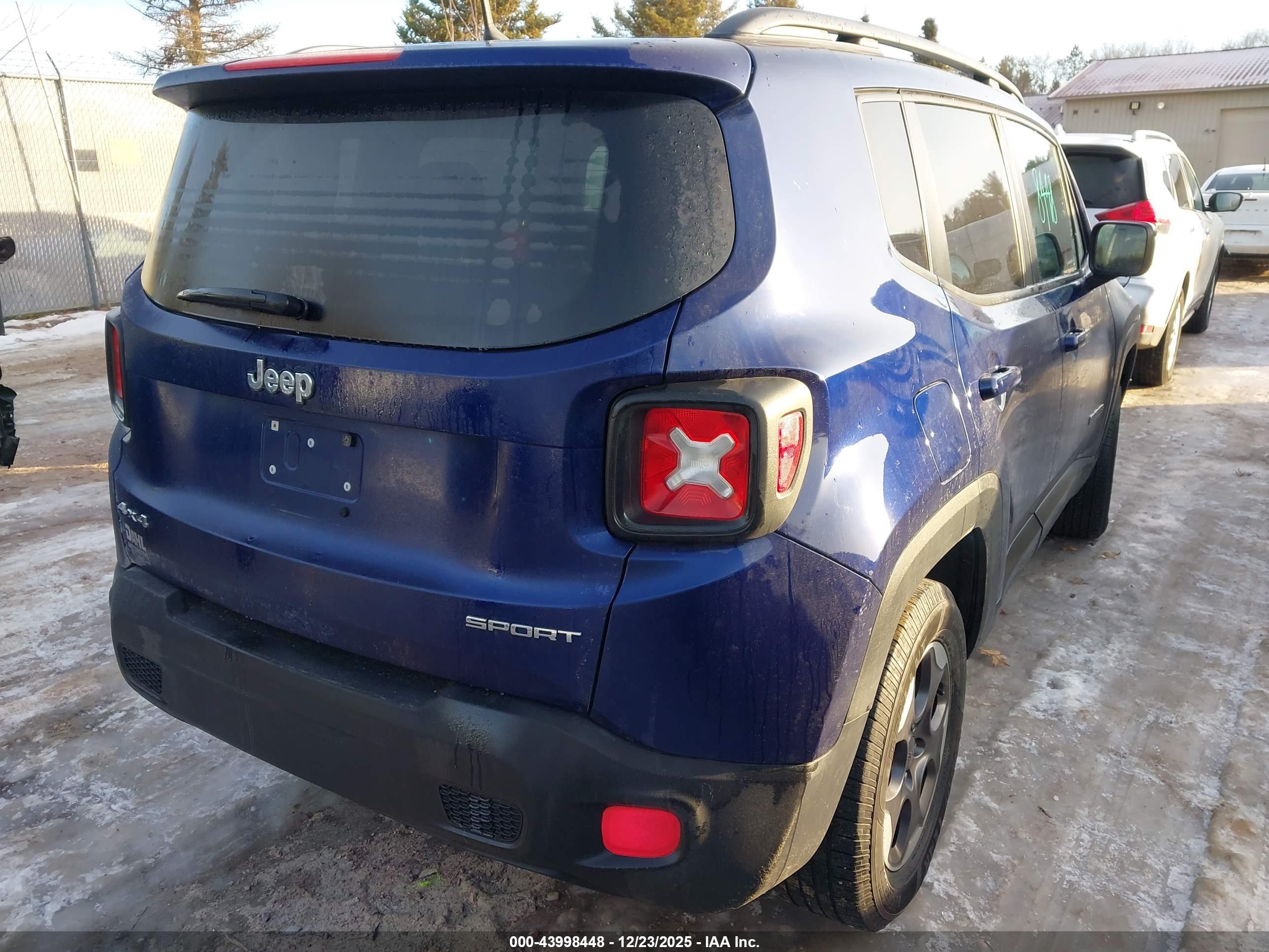 JEEP RENEGADE image 4
