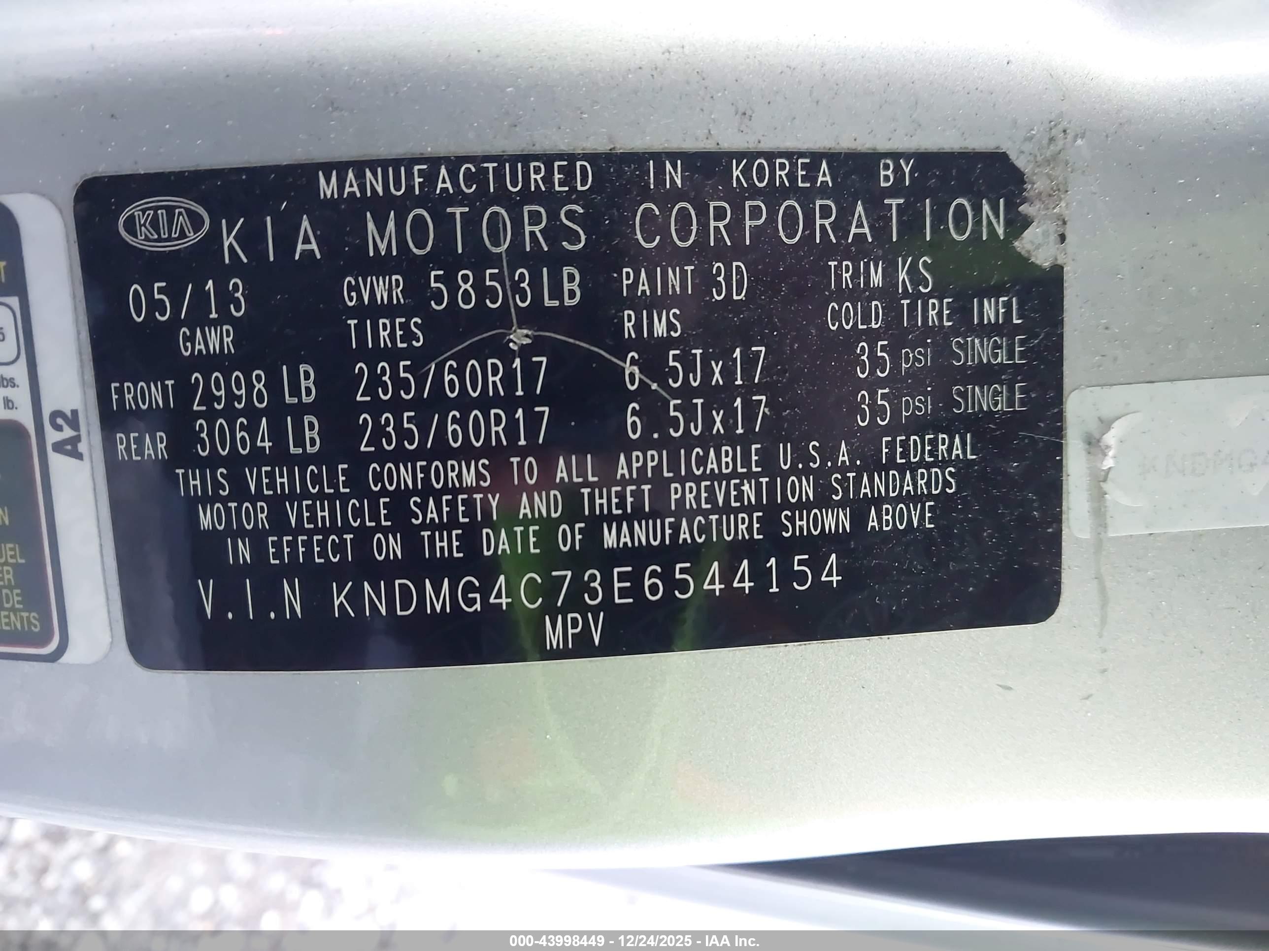 KIA SEDONA image 9