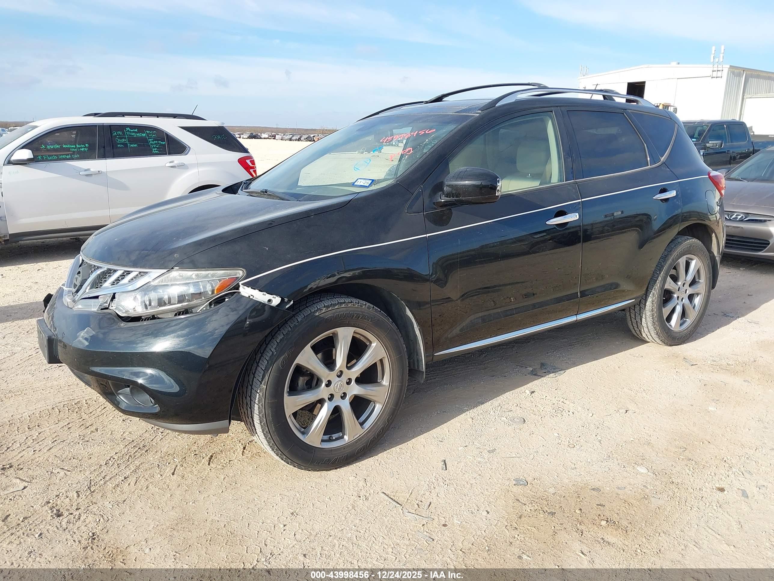NISSAN MURANO image 2