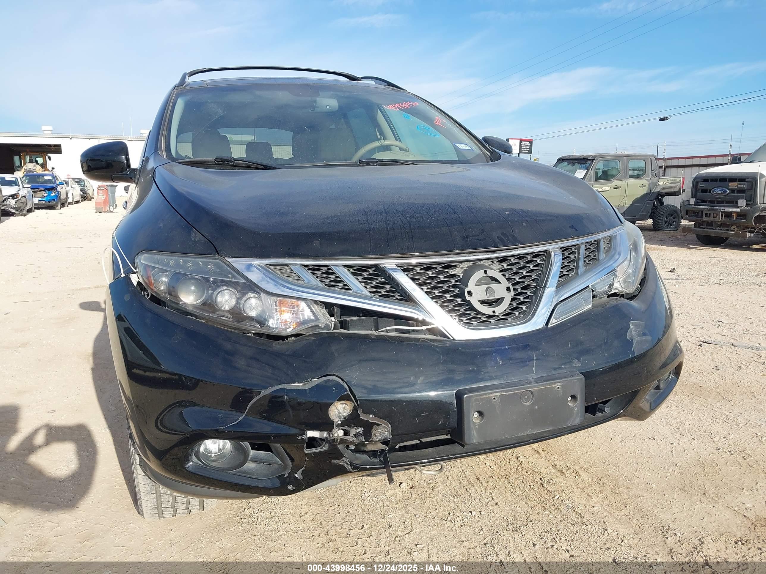 NISSAN MURANO image 6