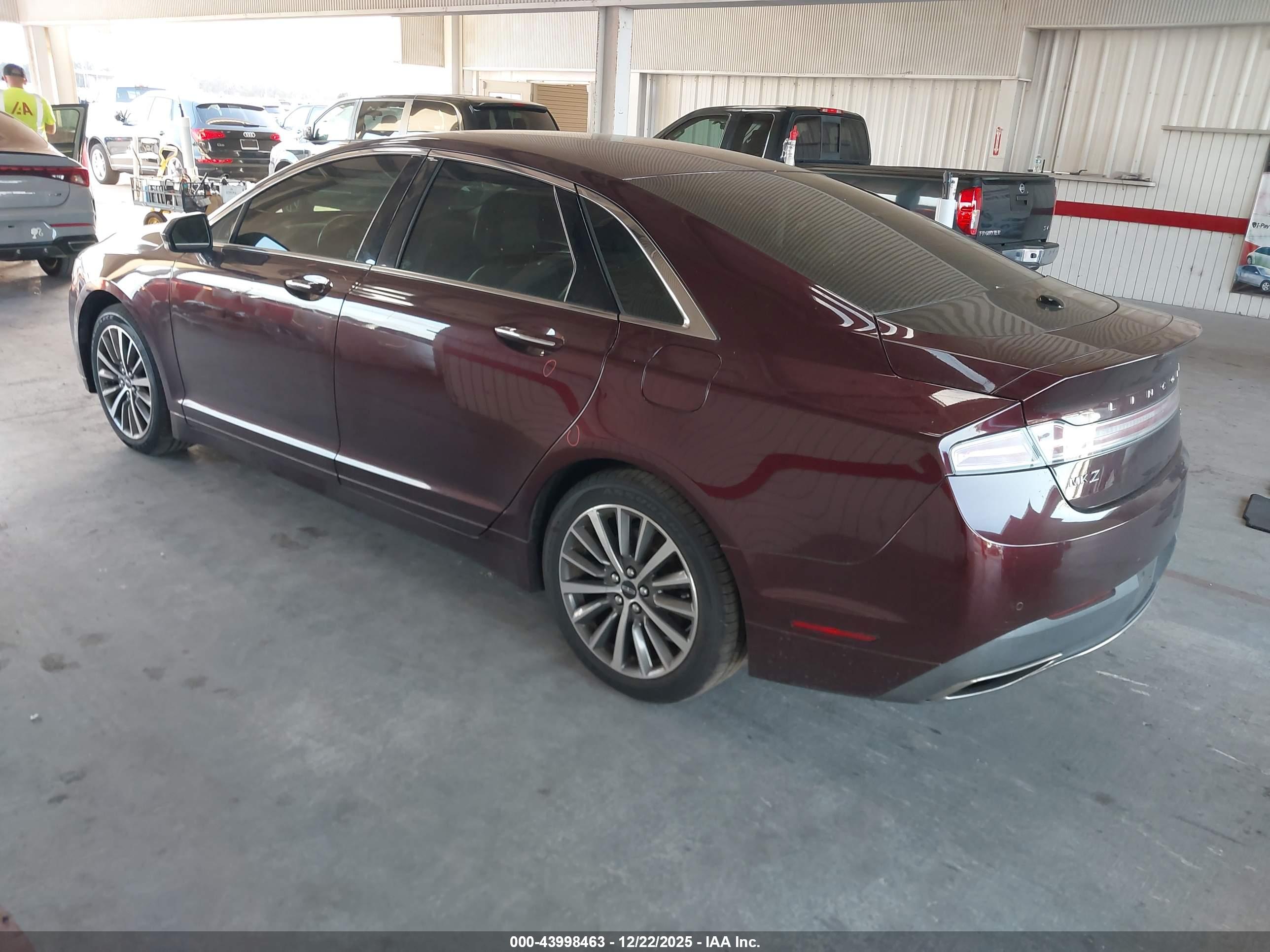 LINCOLN MKZ image 3