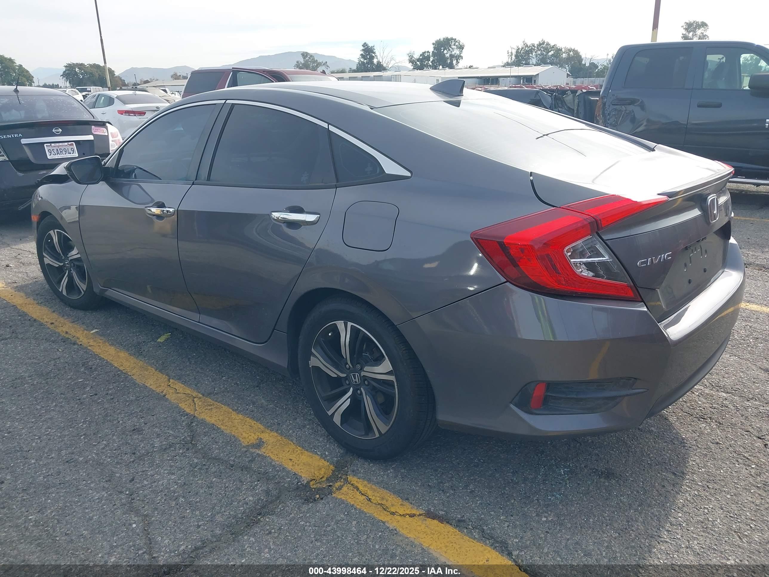 HONDA CIVIC image 3