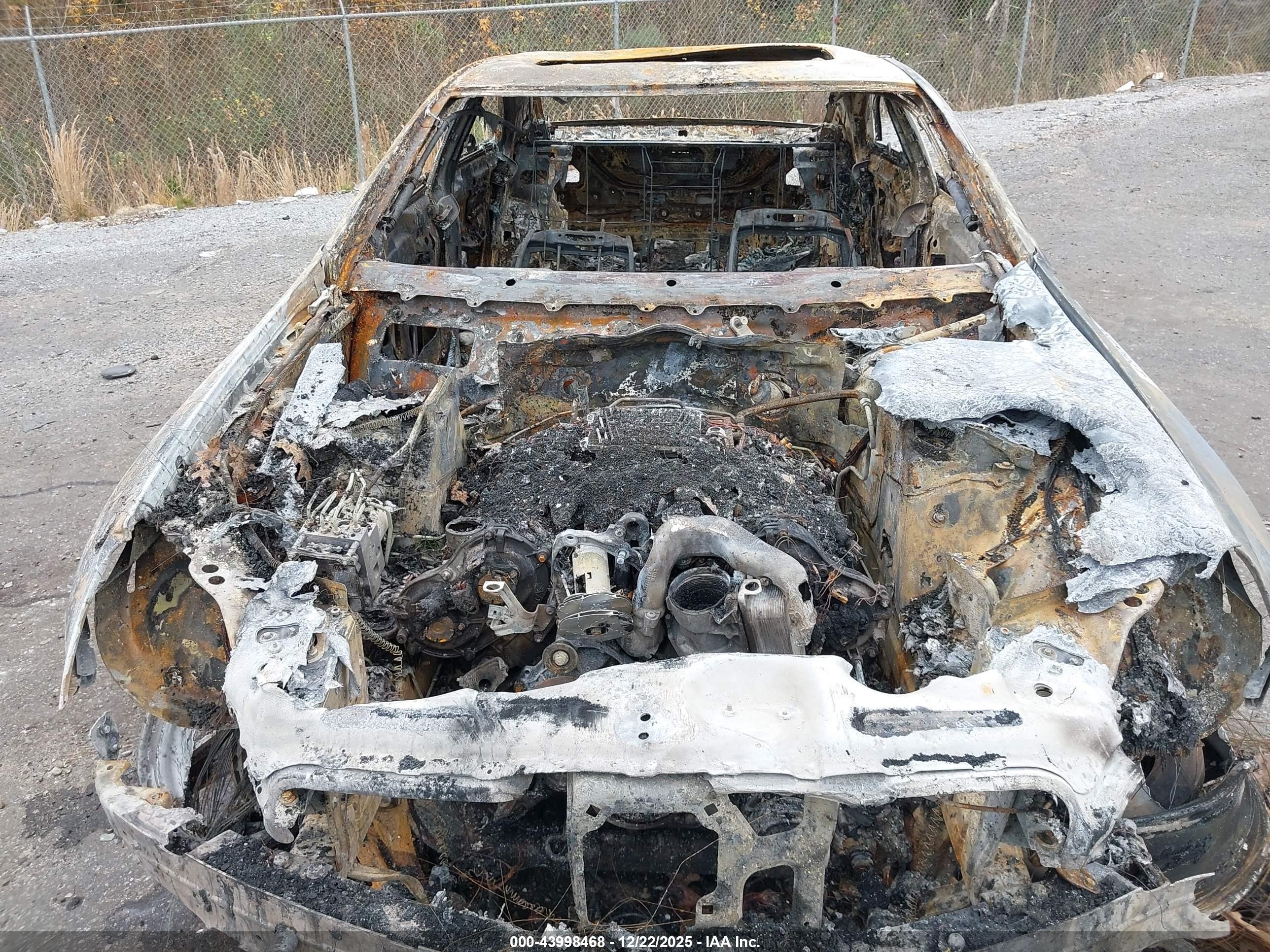 MERCEDES-BENZ CLS image 10