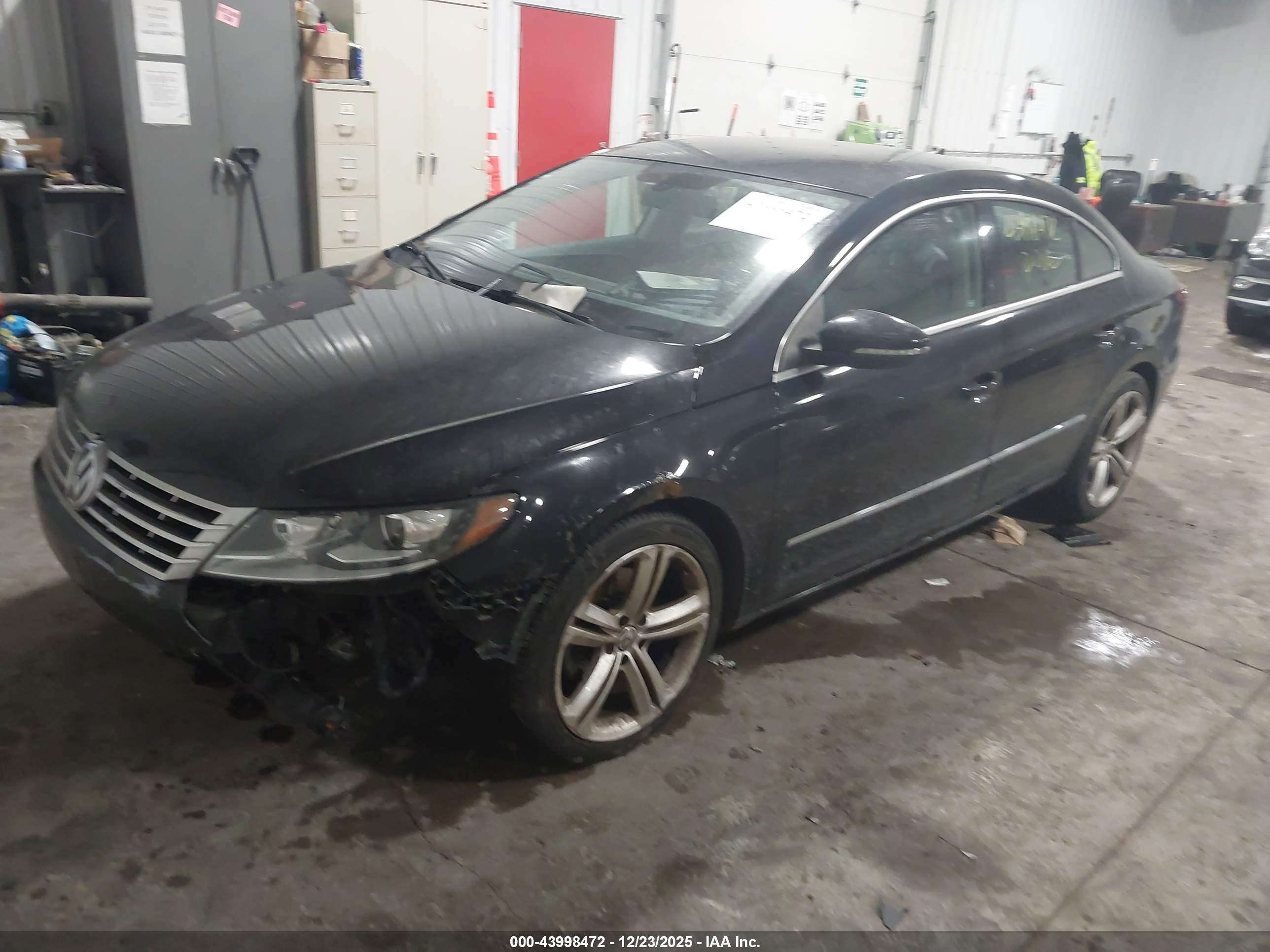 VOLKSWAGEN CC image 2