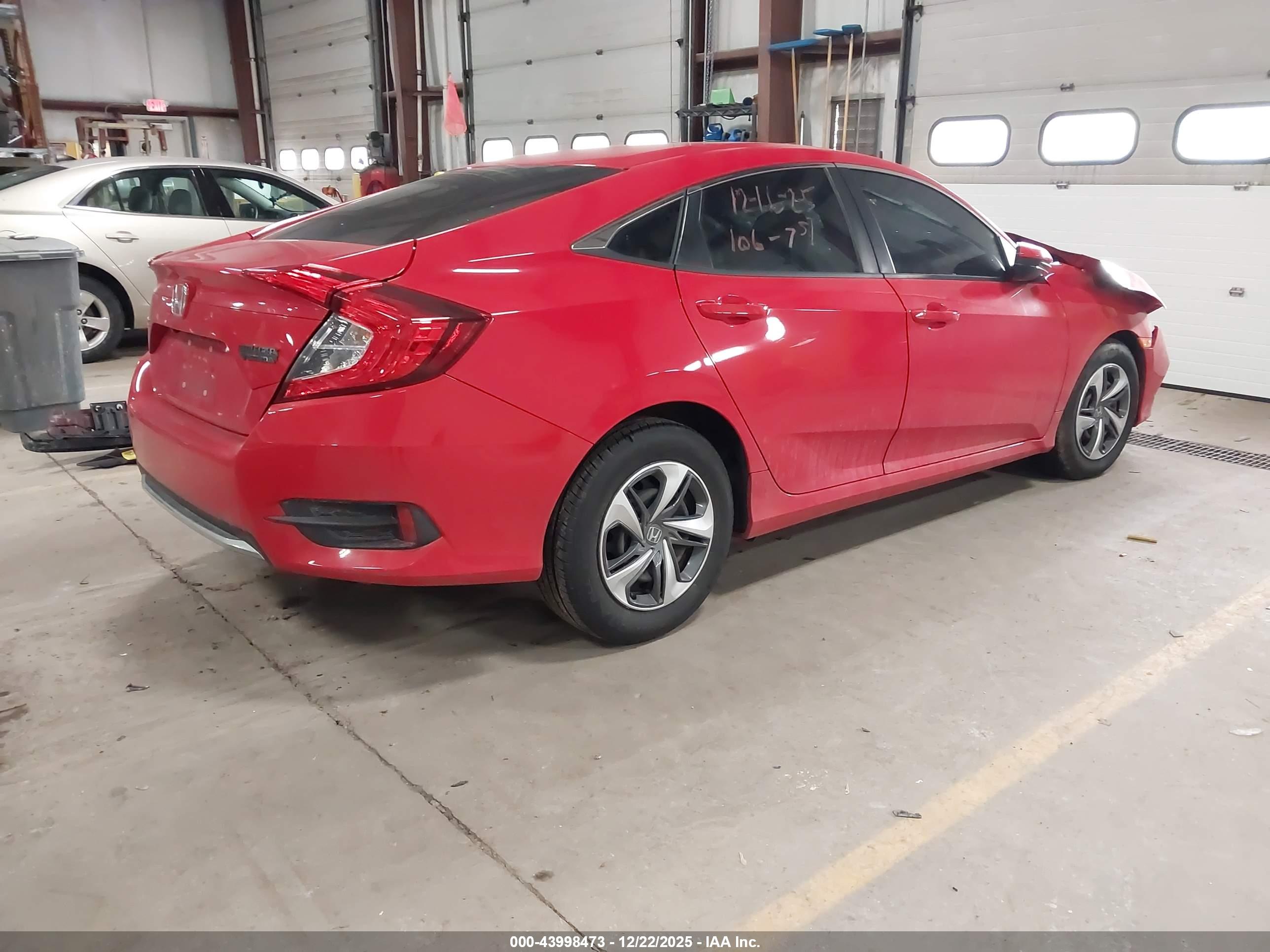 HONDA CIVIC image 4